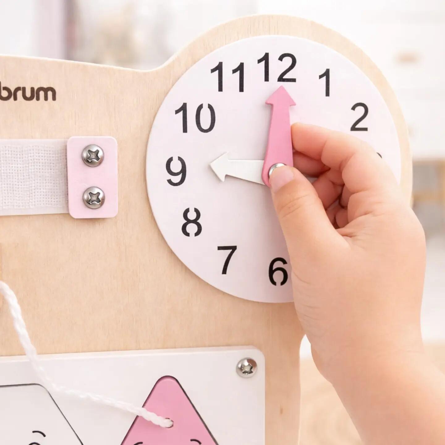 Tablica sensoryczna Montessori dziecięca drewniana z zegarem i labiryntem 7/13