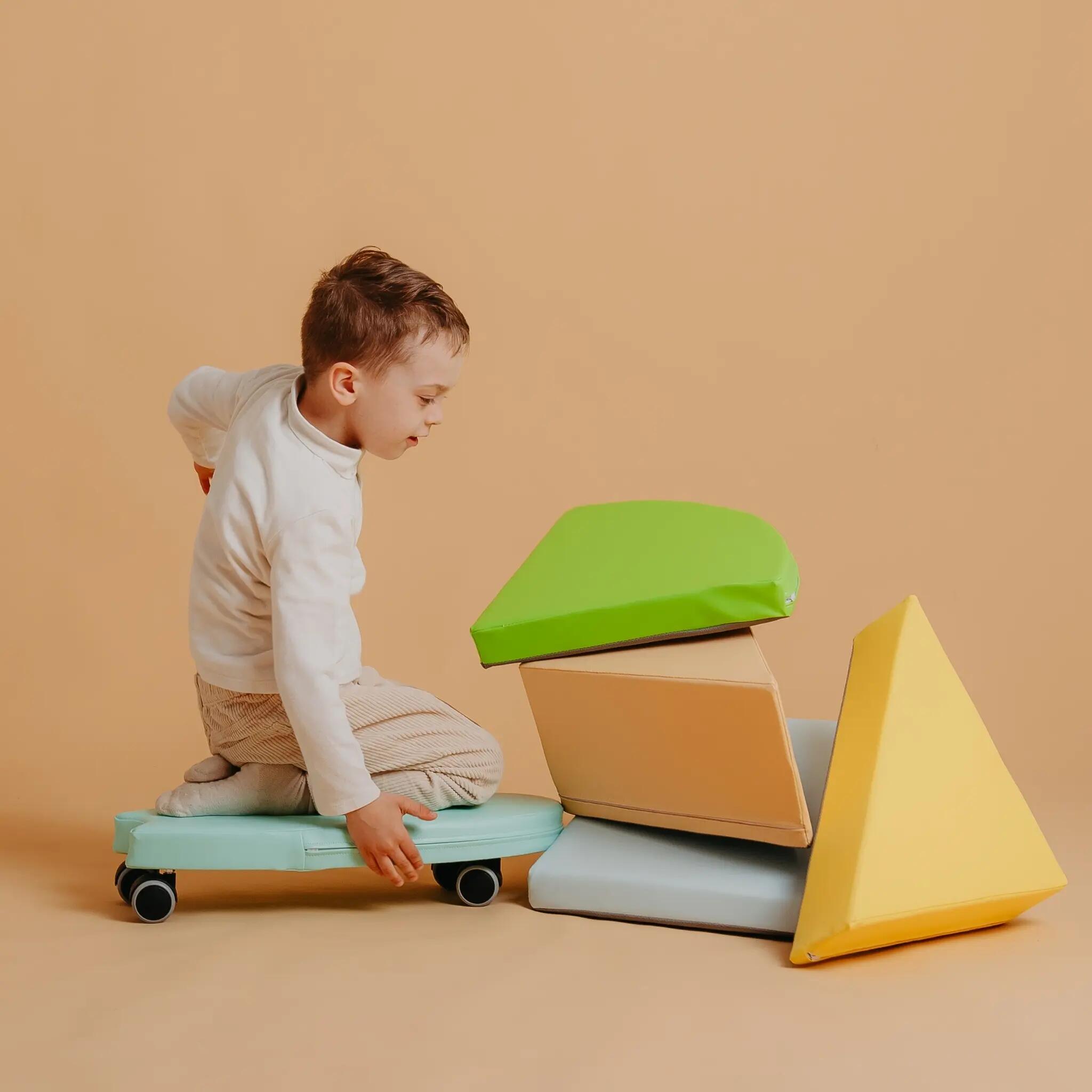 Kit de blocs d’escalade en mousse et porteur vert - KUBO LUMO et SURF 5/11