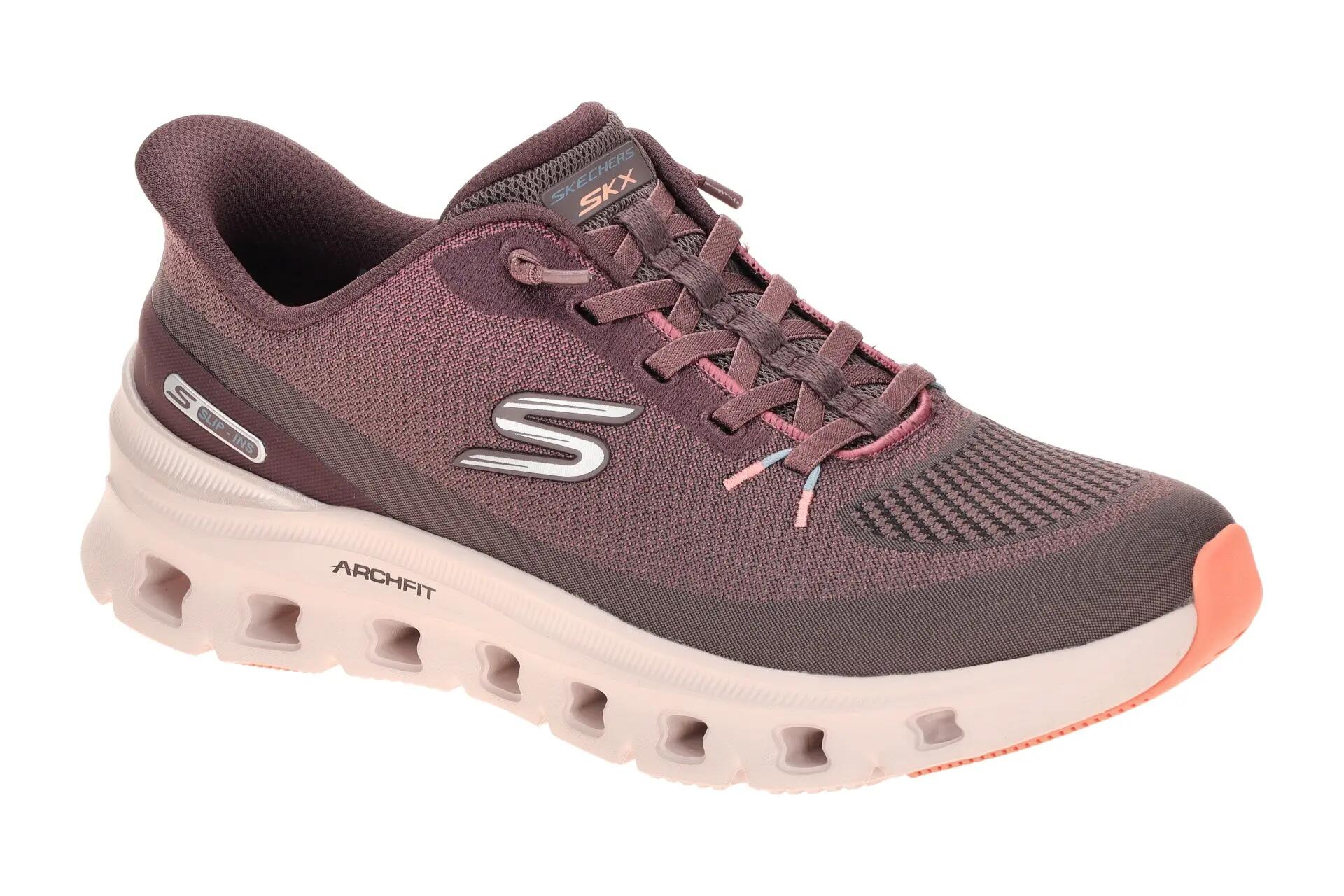 SKECHERS picture