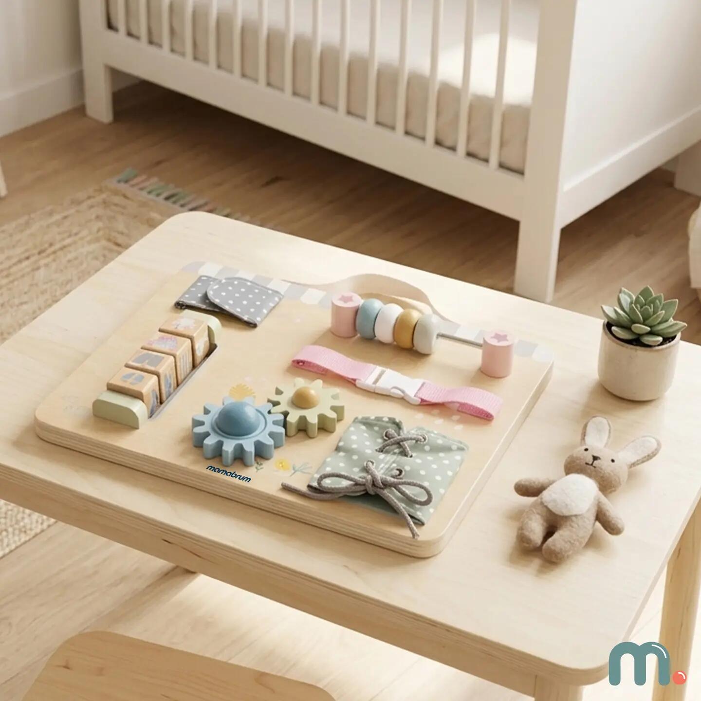Tablica manipulacyjna dla dzieci drewniana Montessori 30 x 24 cm z uchwytem 2/11