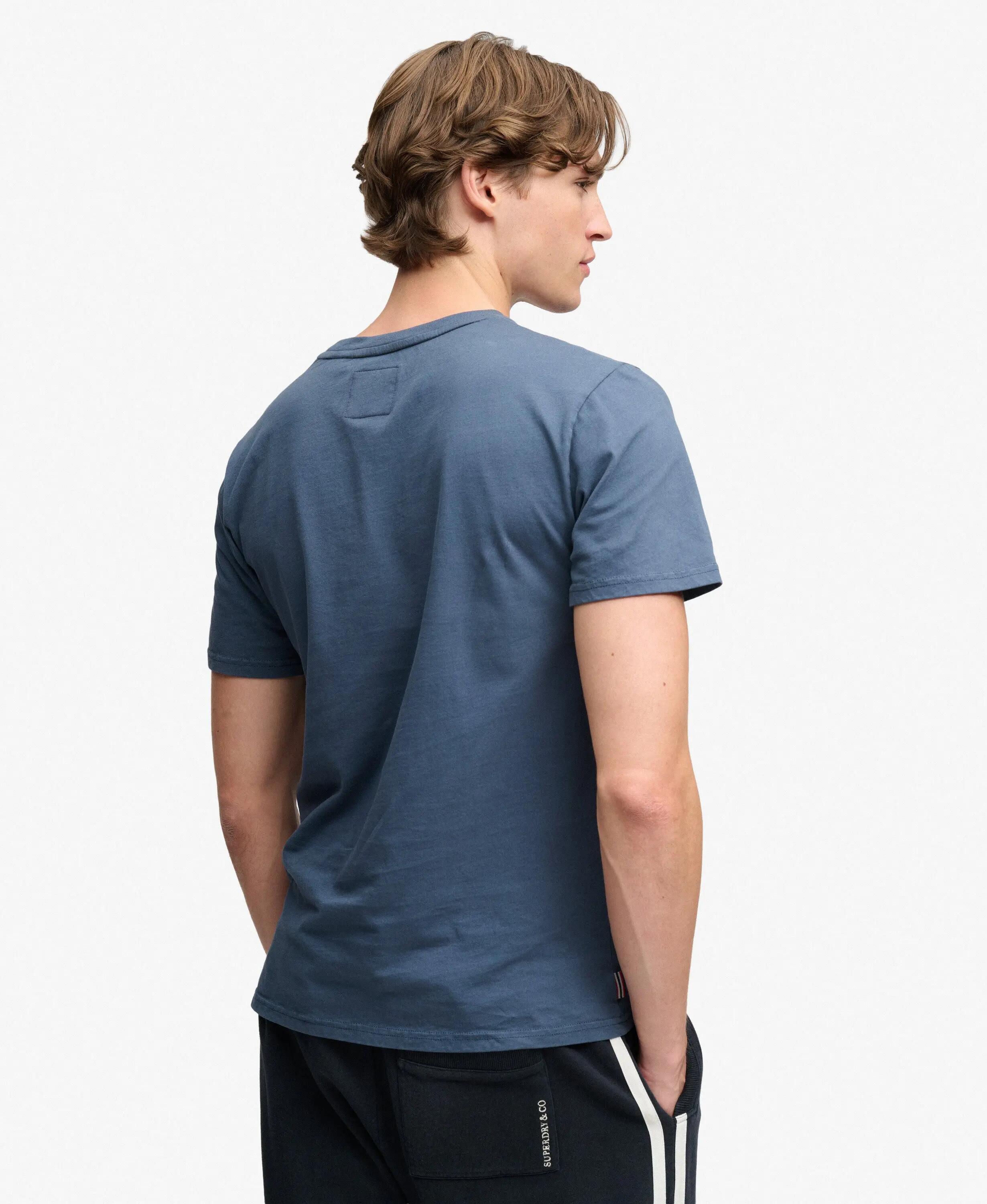 superdry T-shirt Athletic Tonal en coton bio, coupe relaxed – Pilot Mid Blue 5/7