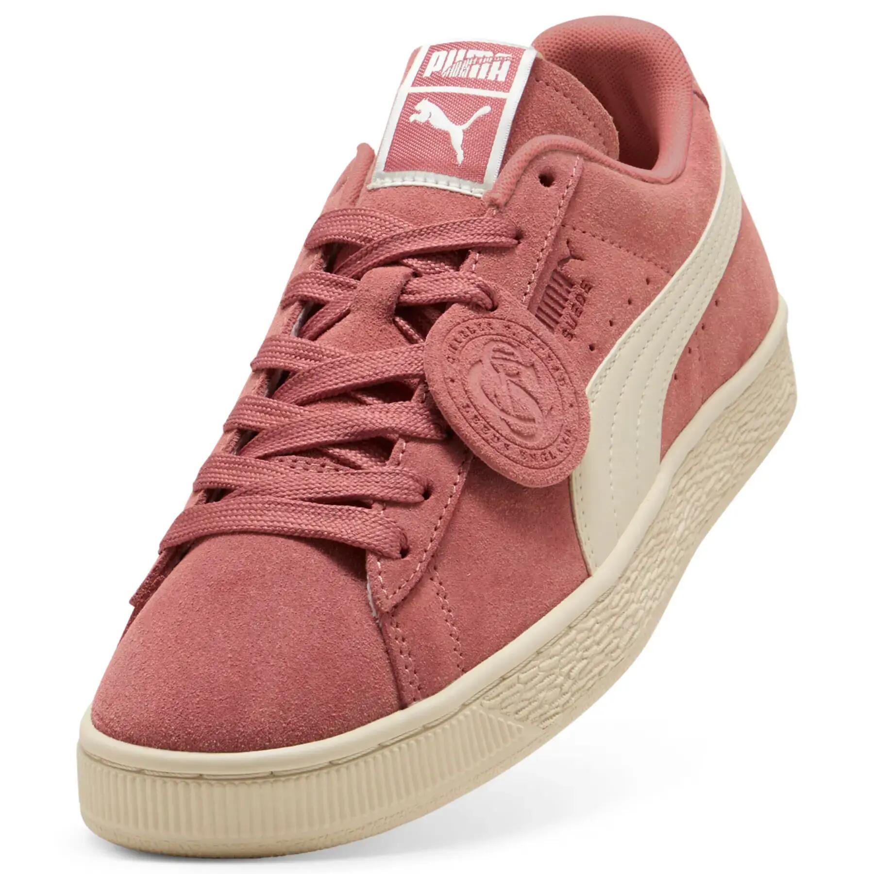 Ikoniczne sneakersy Puma Suede Tommie Smith's 4/7