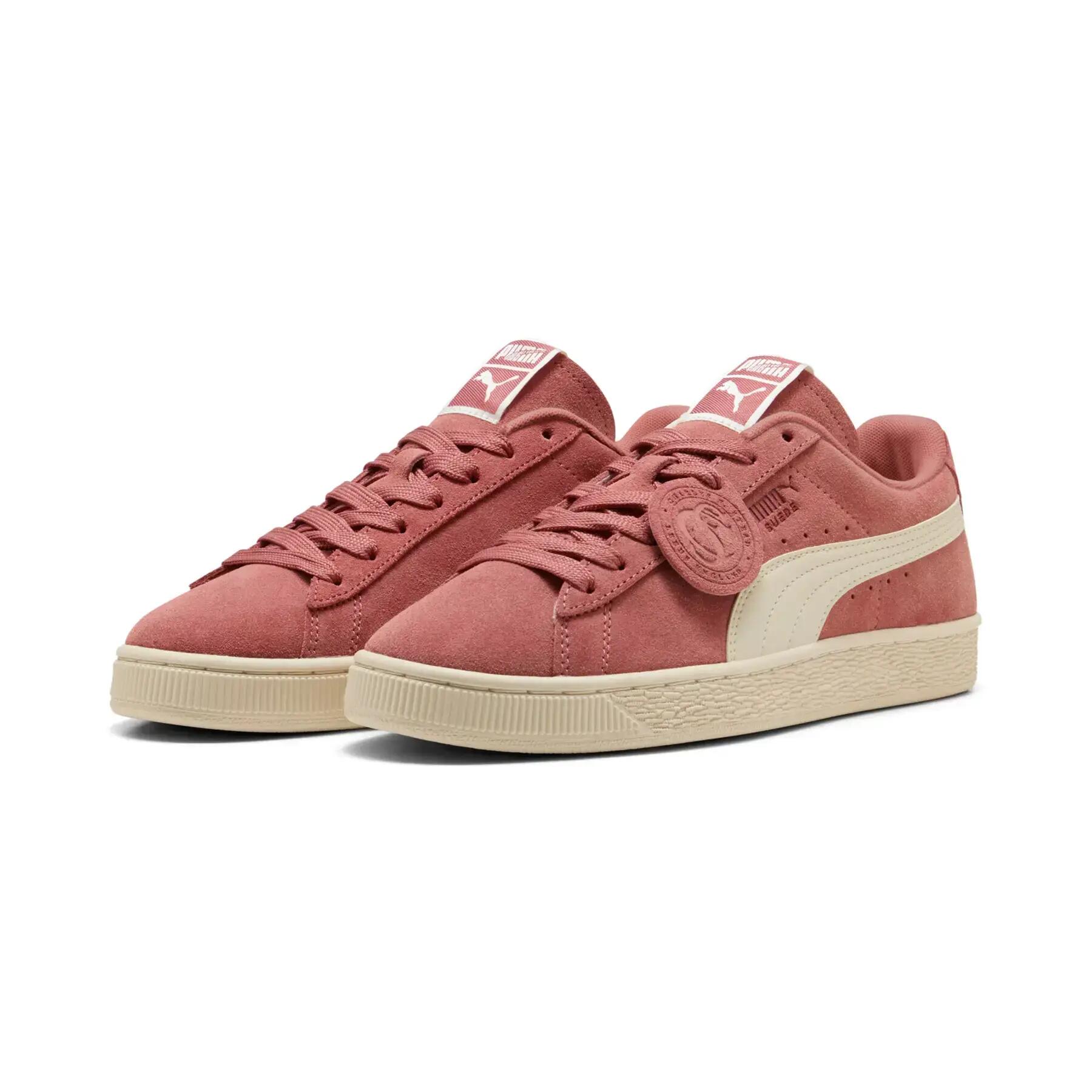 Ikoniczne sneakersy Puma Suede Tommie Smith's 3/7