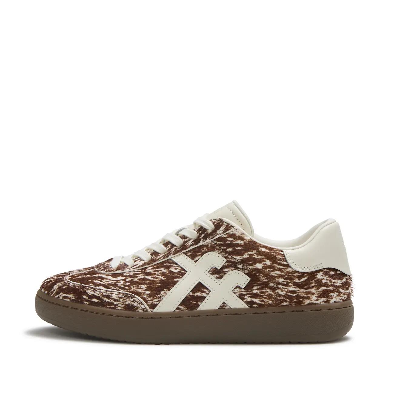 The Dash FF Pony Cow T-Toe Trainers 3/7