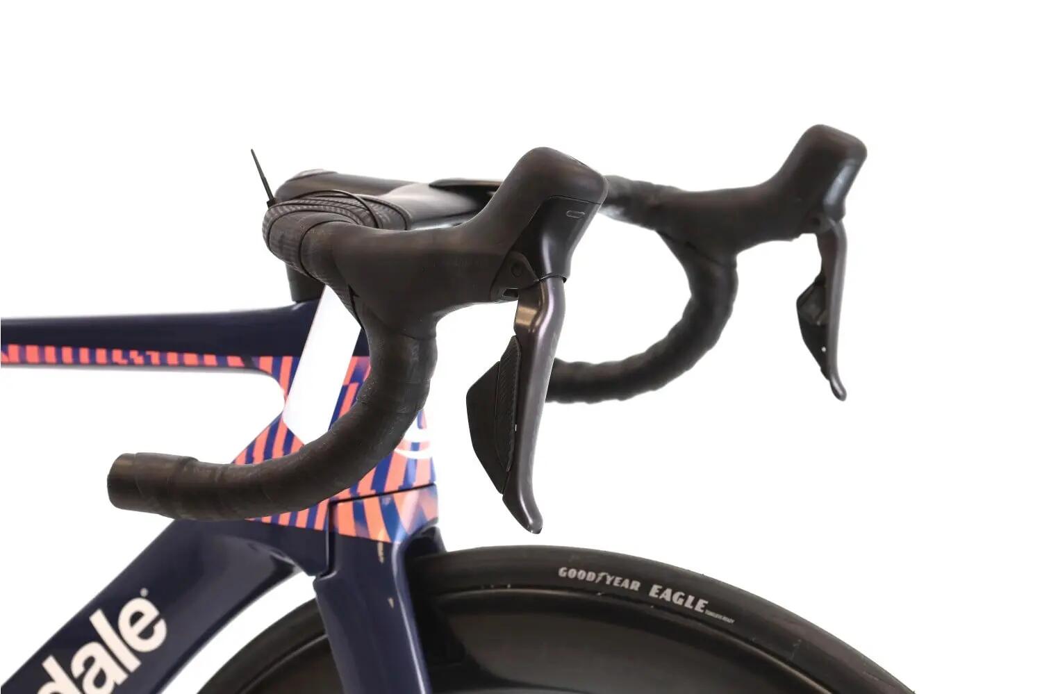 Vélo de route reconditionné ·  SystemSix Hi-MOD Di2 12V · Très bon état 6/8