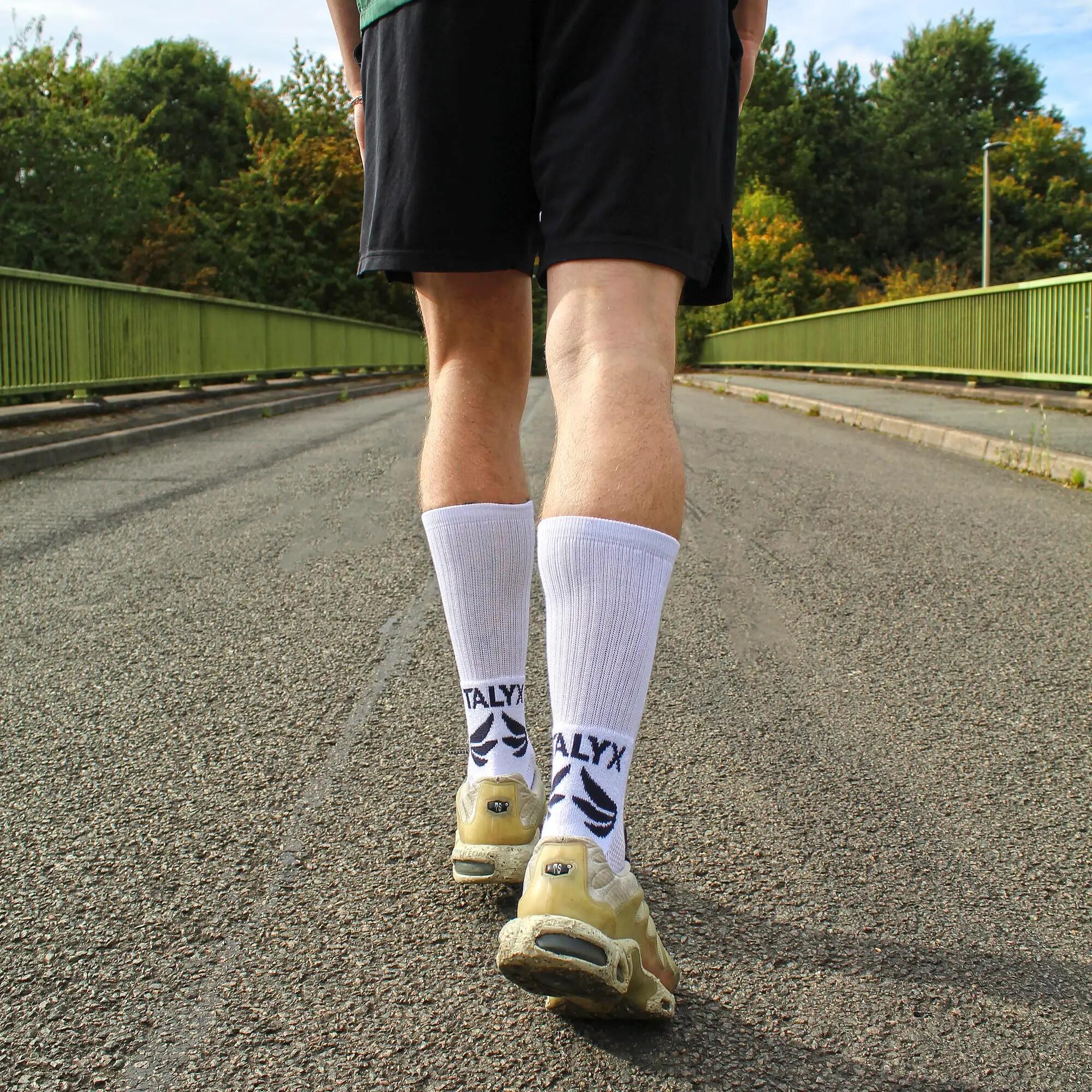 6 Pack Mens Bamboo Crew Grip Socks | Reinforced Heel & Toe Soft Non Slip Socks 4/5