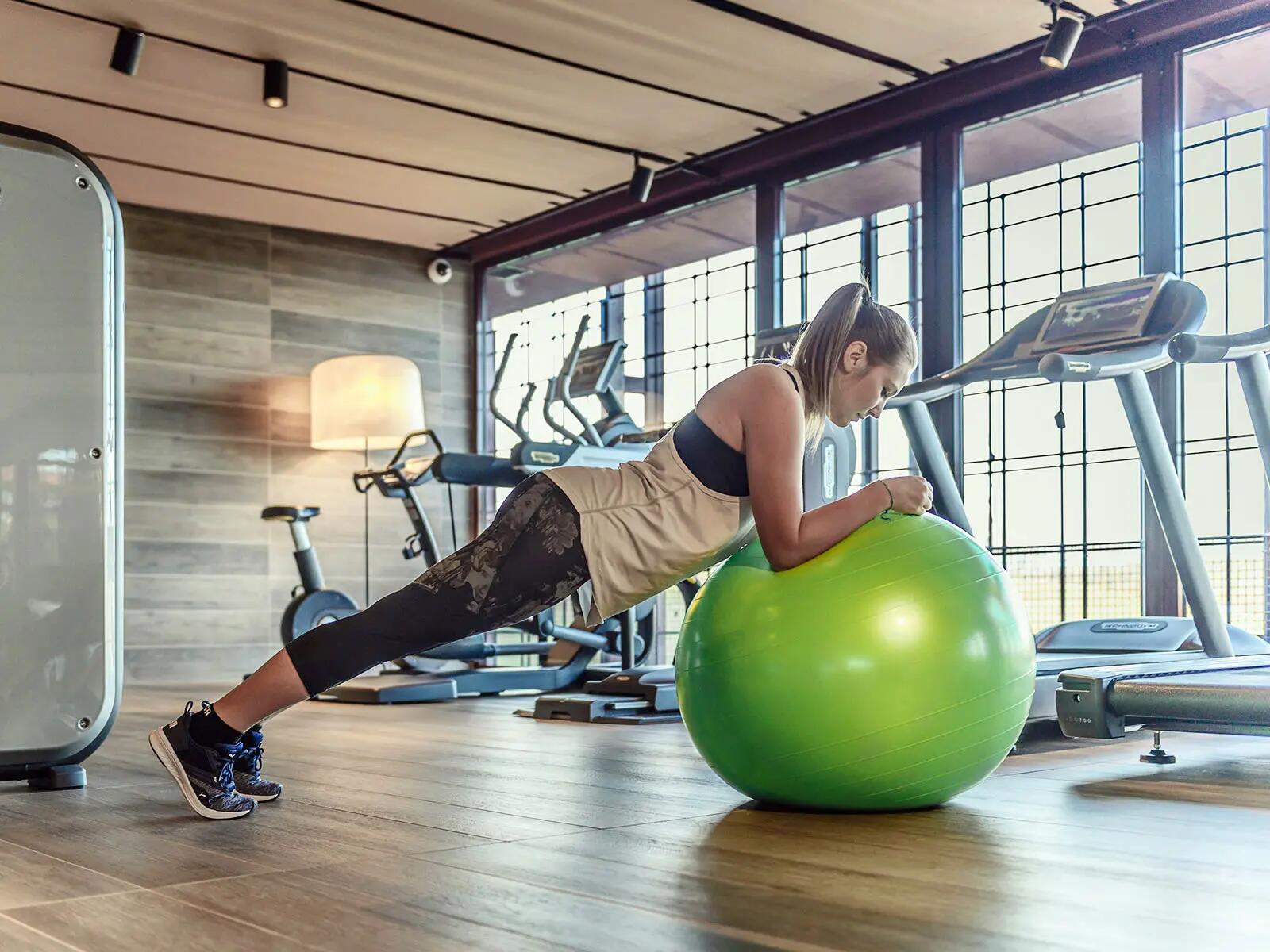 Gymnic Plus Palla fitness antiscoppio Ø 55 cm verde lime 5/7