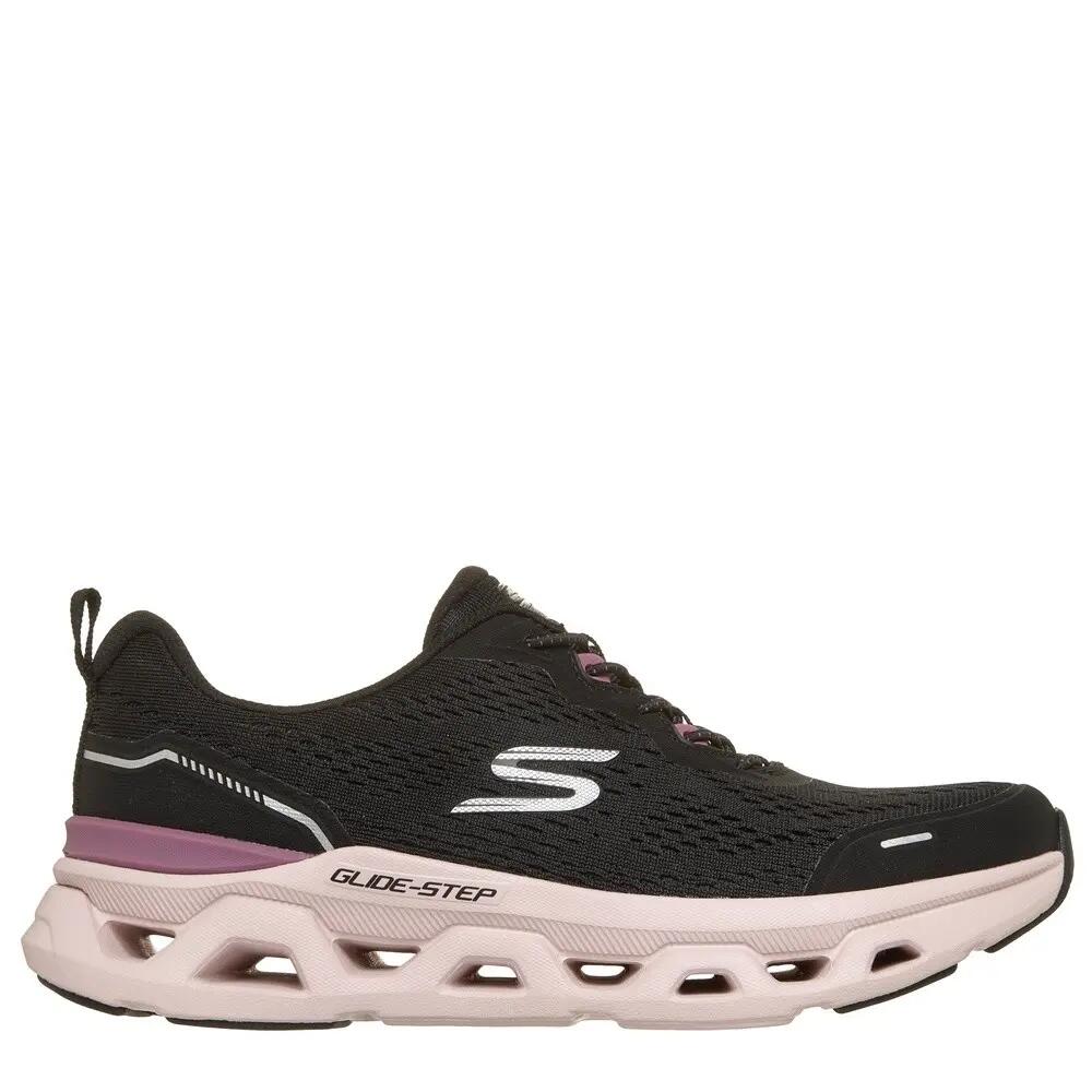 SKECHERS picture