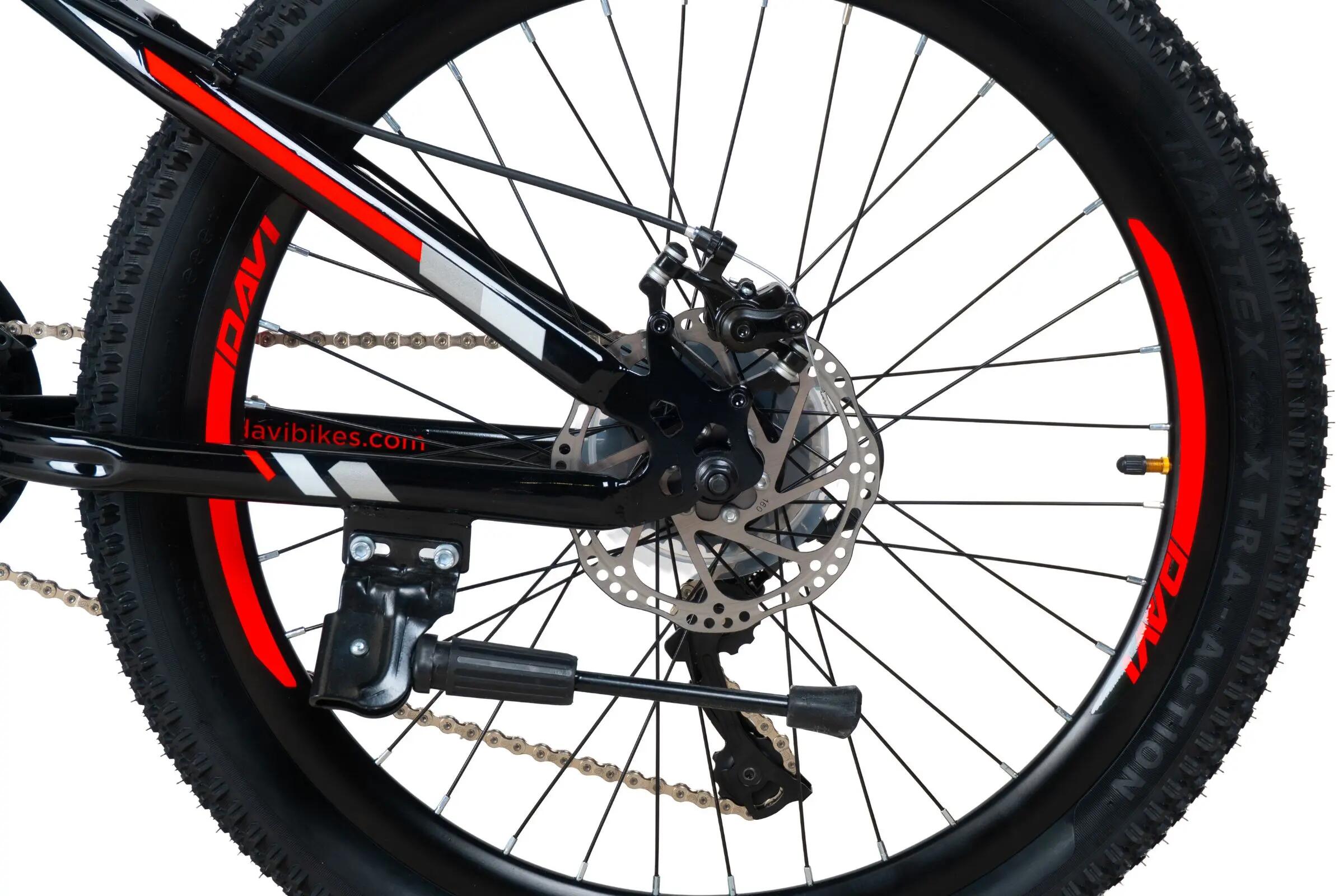 VTT 24" Terrano Pro steel cadre 11" 21 vitesses pour 9-12 ans 10/10
