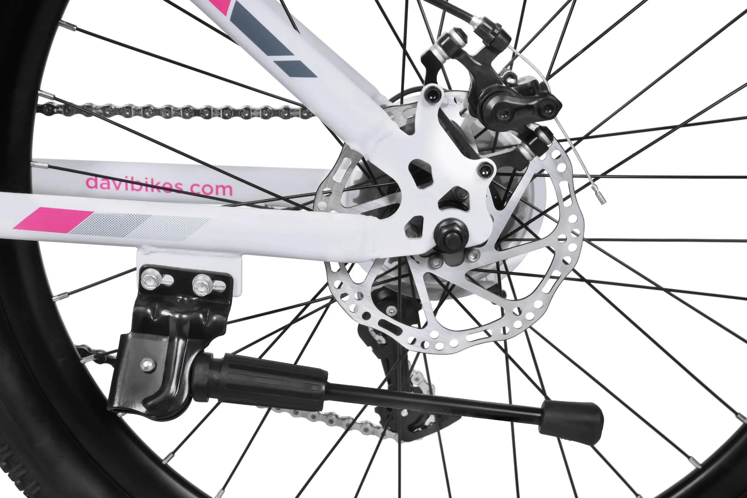 VTT 26" Bonita Pro cadre 13" 21 vitesses suspension 145-170cm 10/10