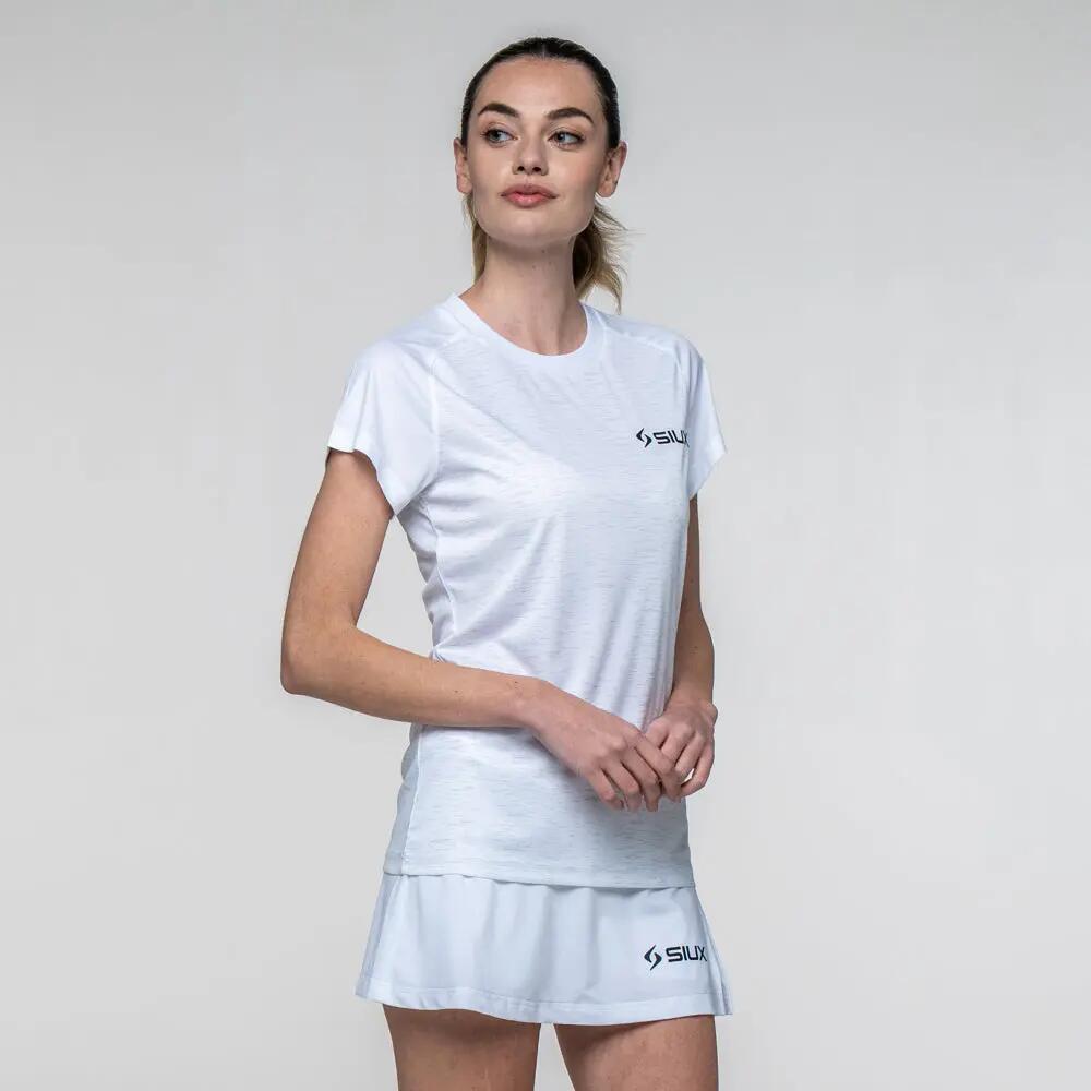 SIUX Club 26 Blanca | Camiseta deportiva mujer ligera, elástica y transpirable 4/7