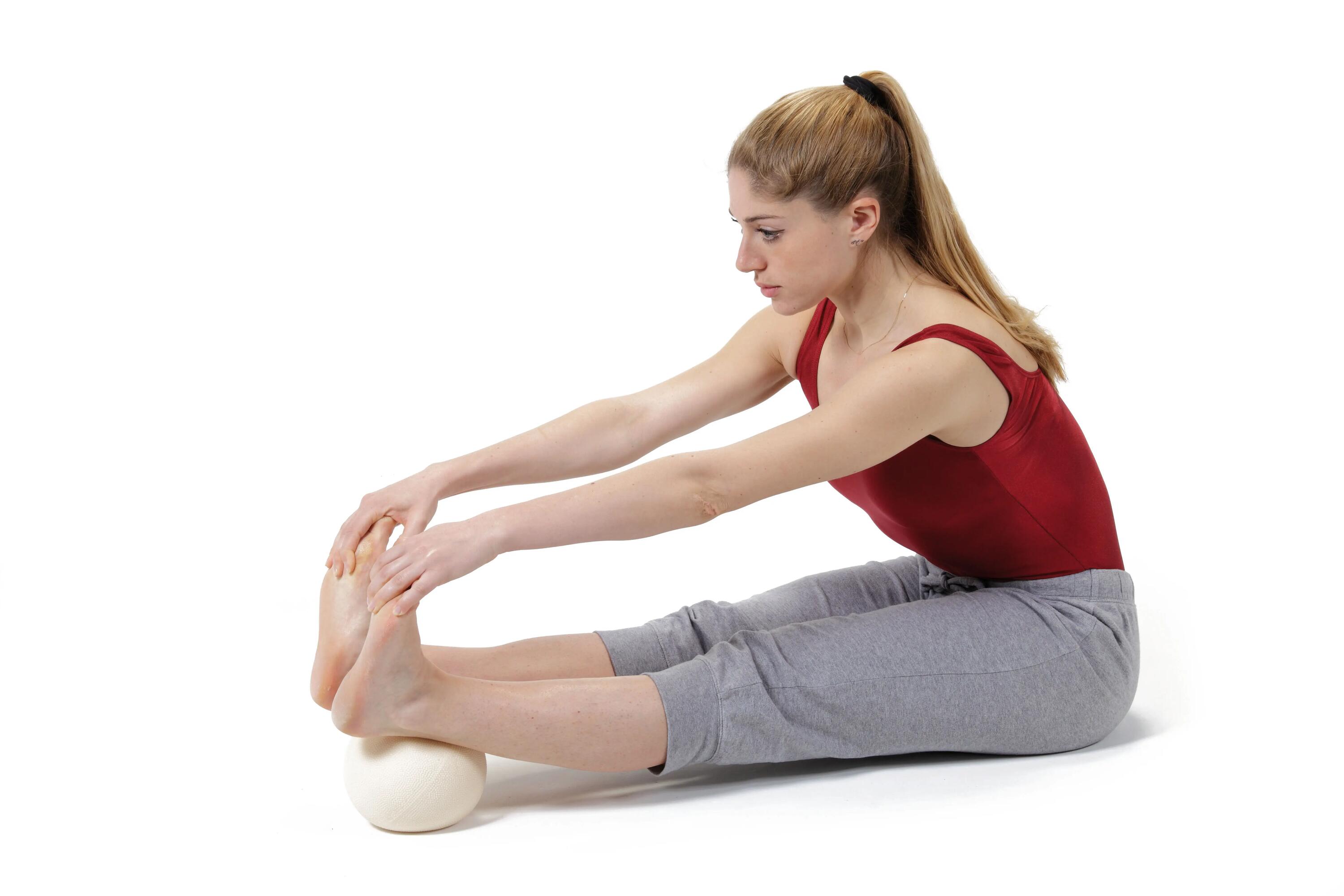 Gymnic Myofascial Ball Palla gonfiabile miofasciale Ø 15 cm bianca 2/6