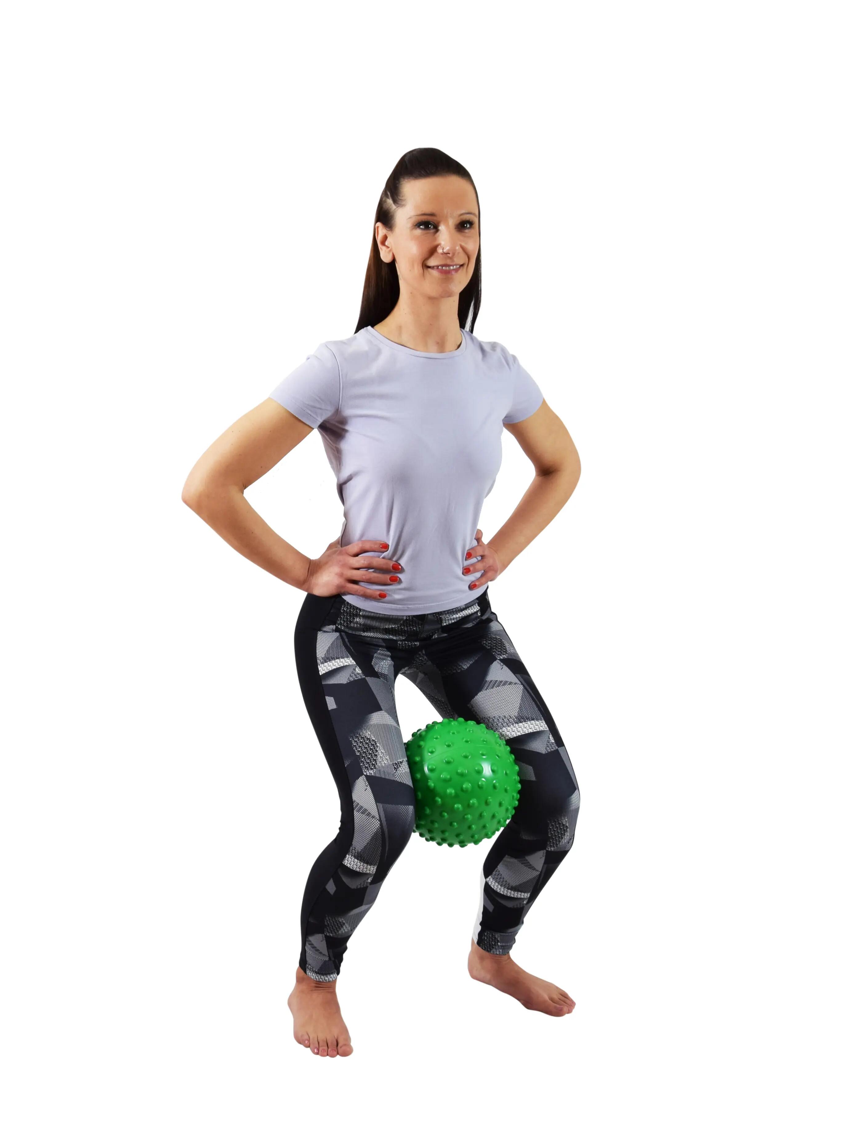 Gymnic Aku Ball Palla sensoriale rigida verde massaggio e riflessologia 9/12