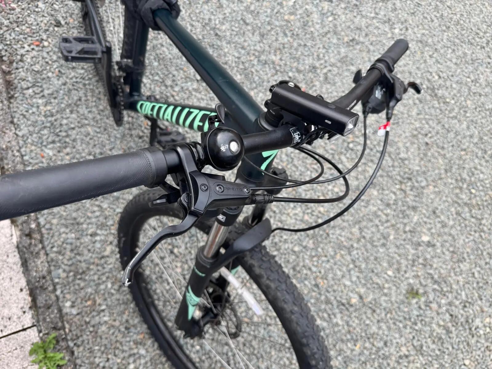 Entre Particuliers - Specialised ROCKHOPPER SPORT - 29" 7/7