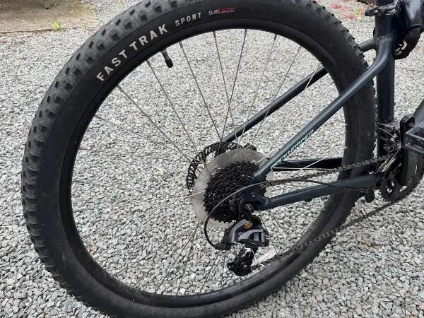 Entre Particuliers - Specialised ROCKHOPPER SPORT - 29" 4/7