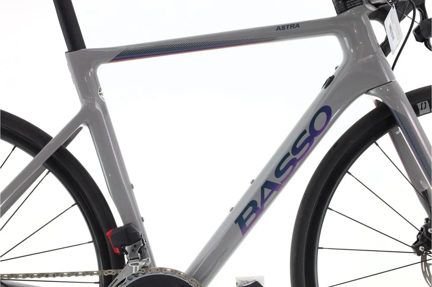 Vélo de route reconditionné · Basso Astra AXS 12V · Très bon état 2/8