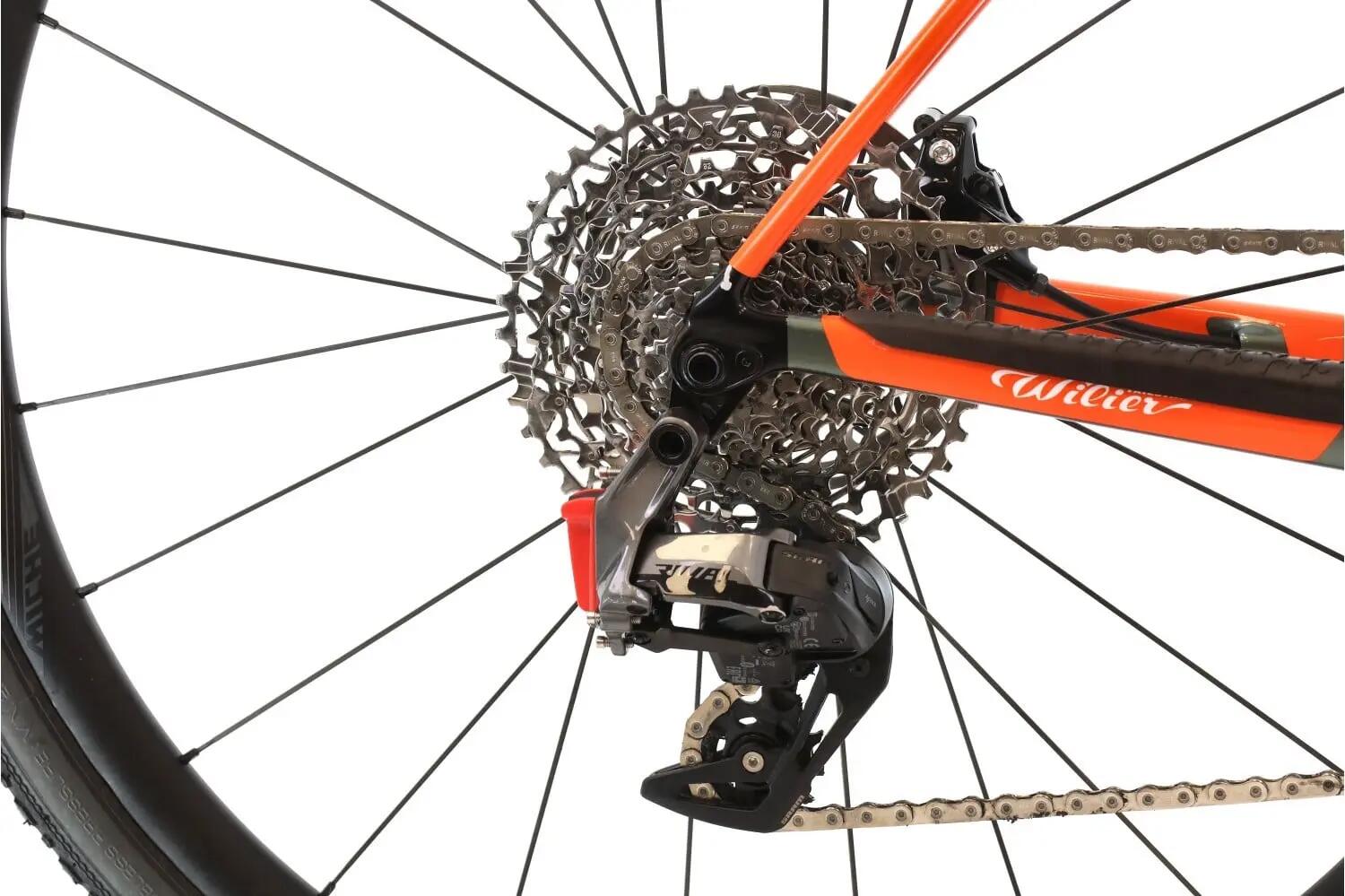 Bici gravel ricondizionata · Wilier Rave SLR AXS 12V · Ottimo stato 3/8