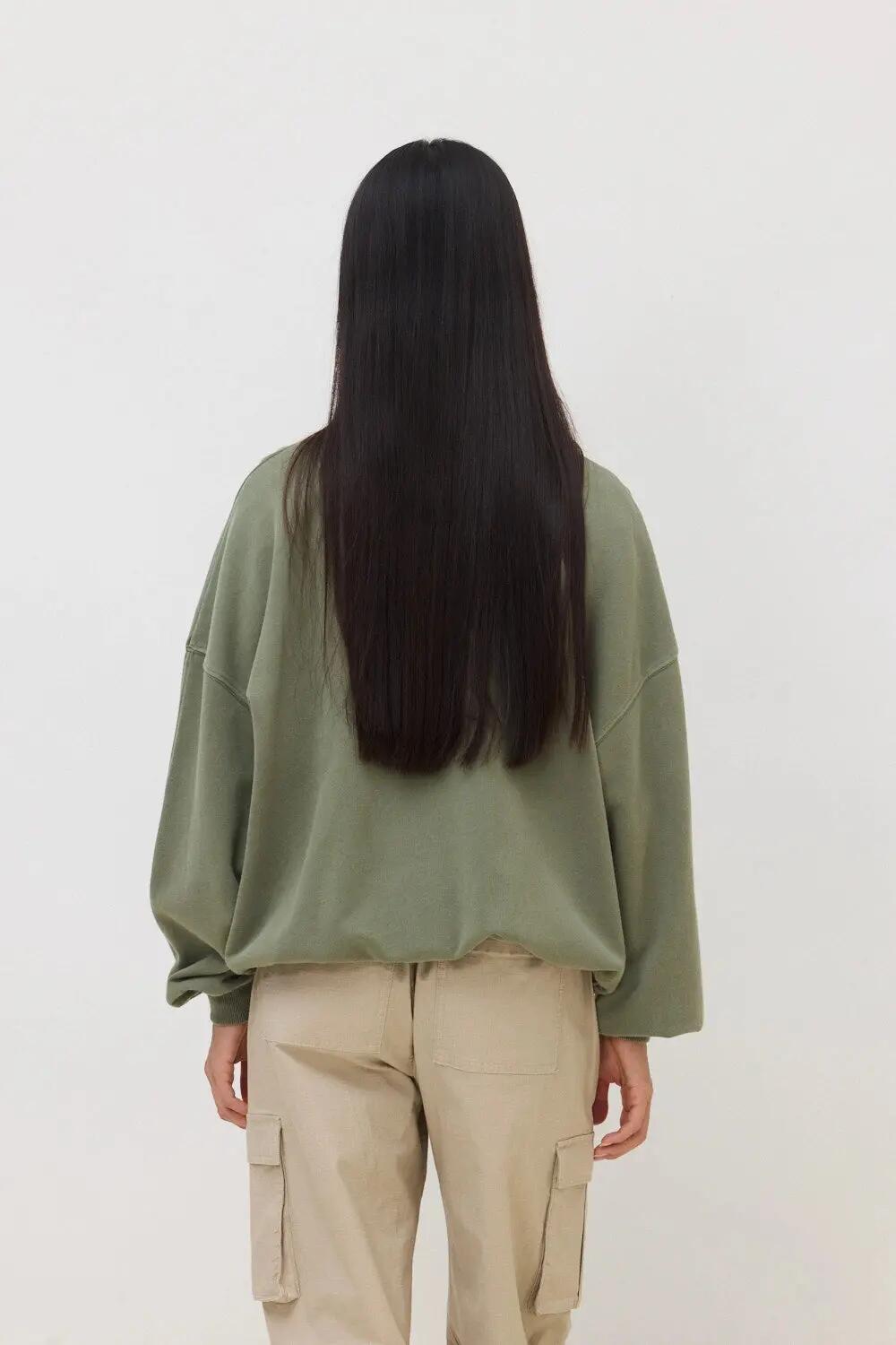 Sudadera de Mujer Blue Banana de Algodón Orgánico Signature Olive Green 2/4