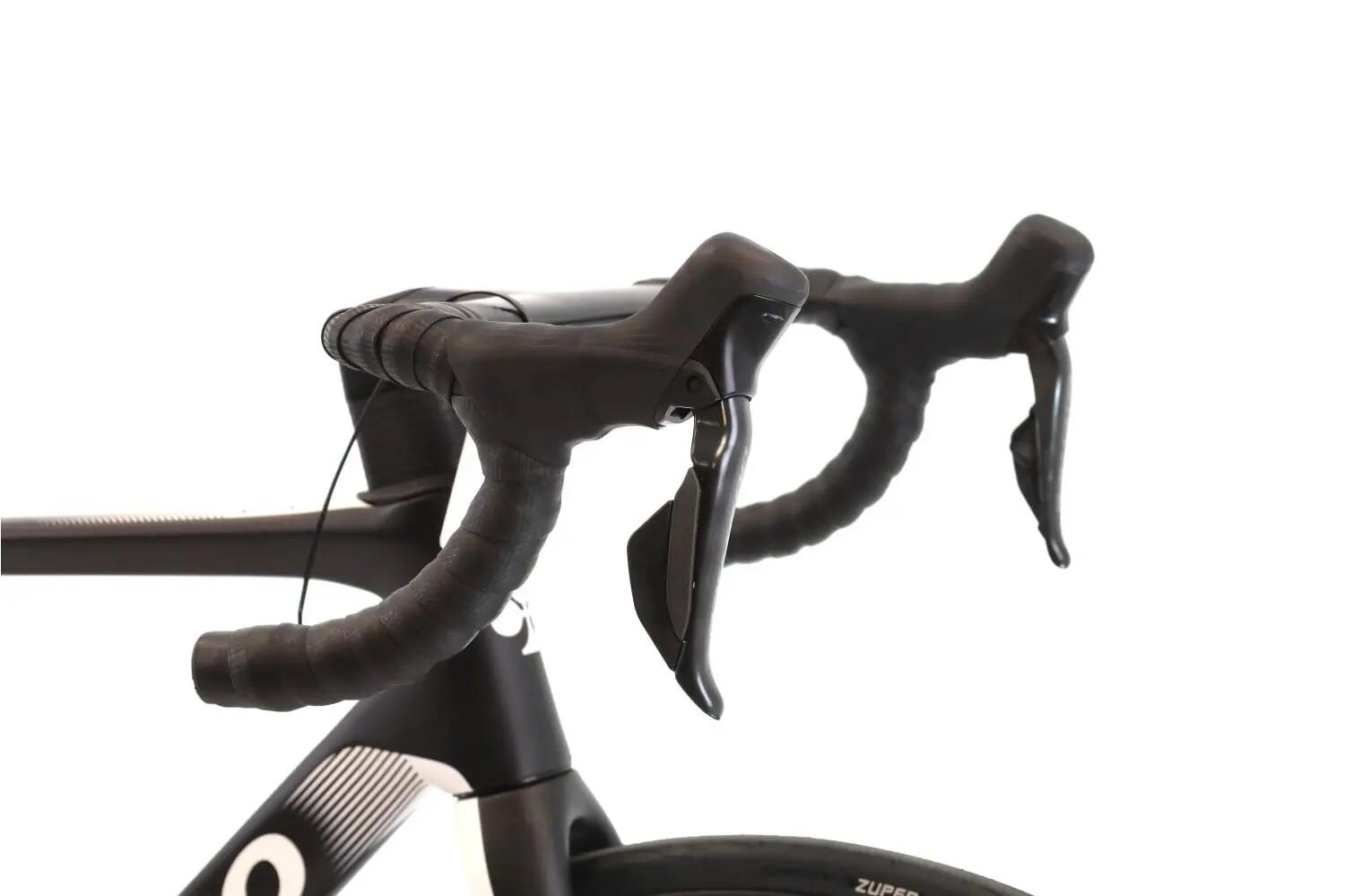Vélo de route reconditionné · Colnago V4Rs Di2 12V · Très bon état 6/8