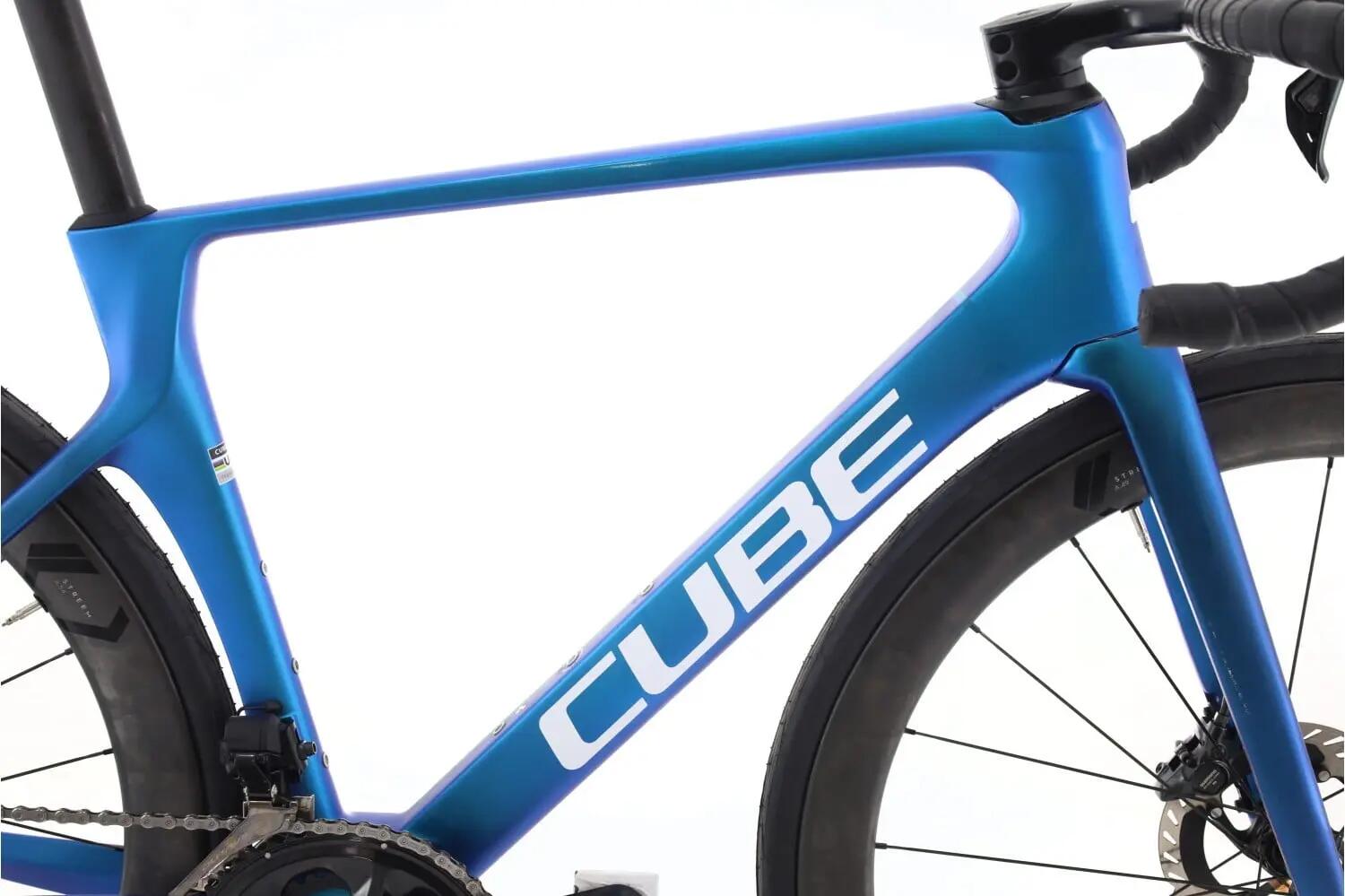 Vélo de route reconditionné ·  Agree SLT Di2 12V · Très bon état 2/8