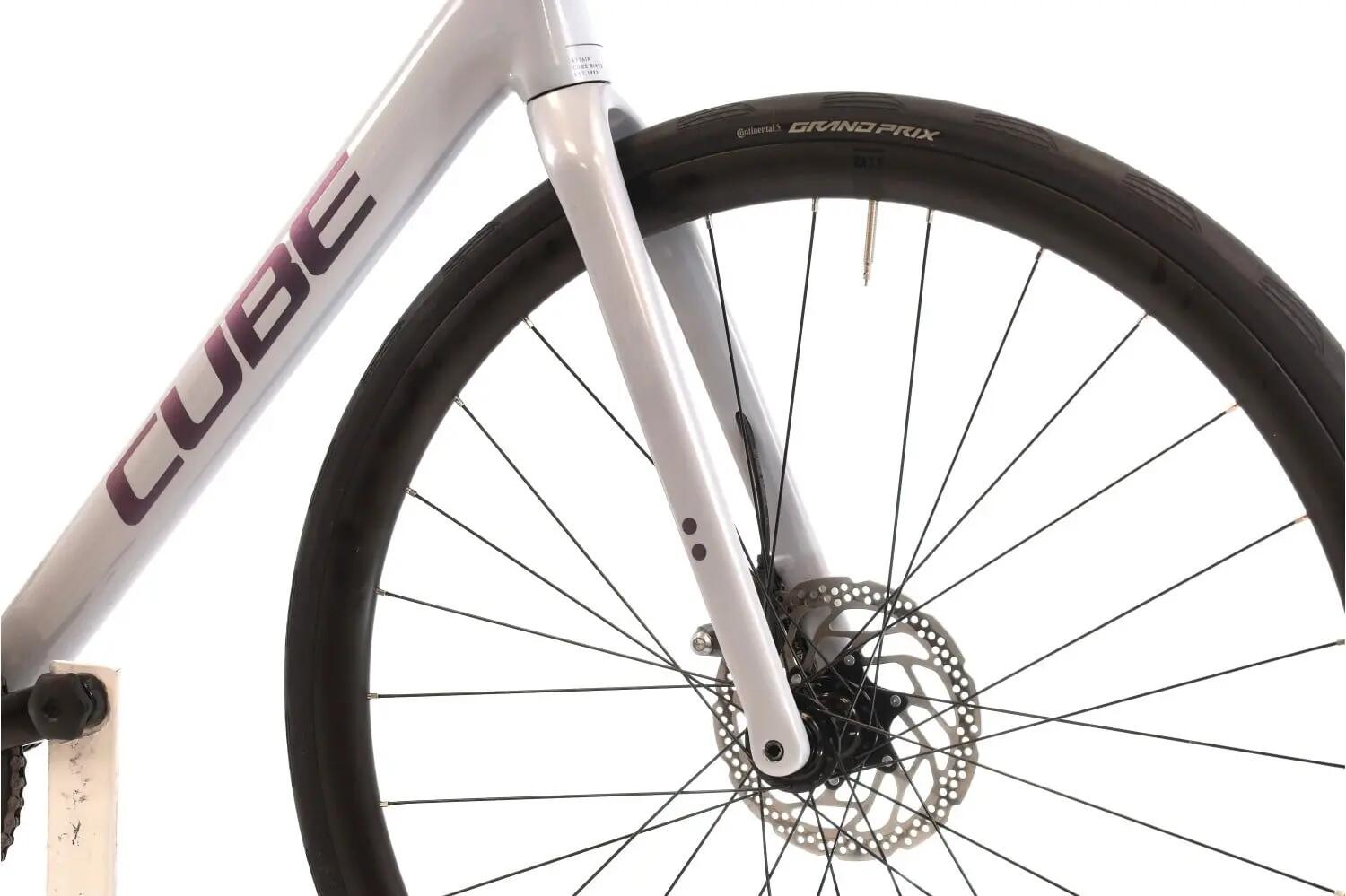 Bici strada ricondizionata ·  Attain Race · Ottimo stato 5/8