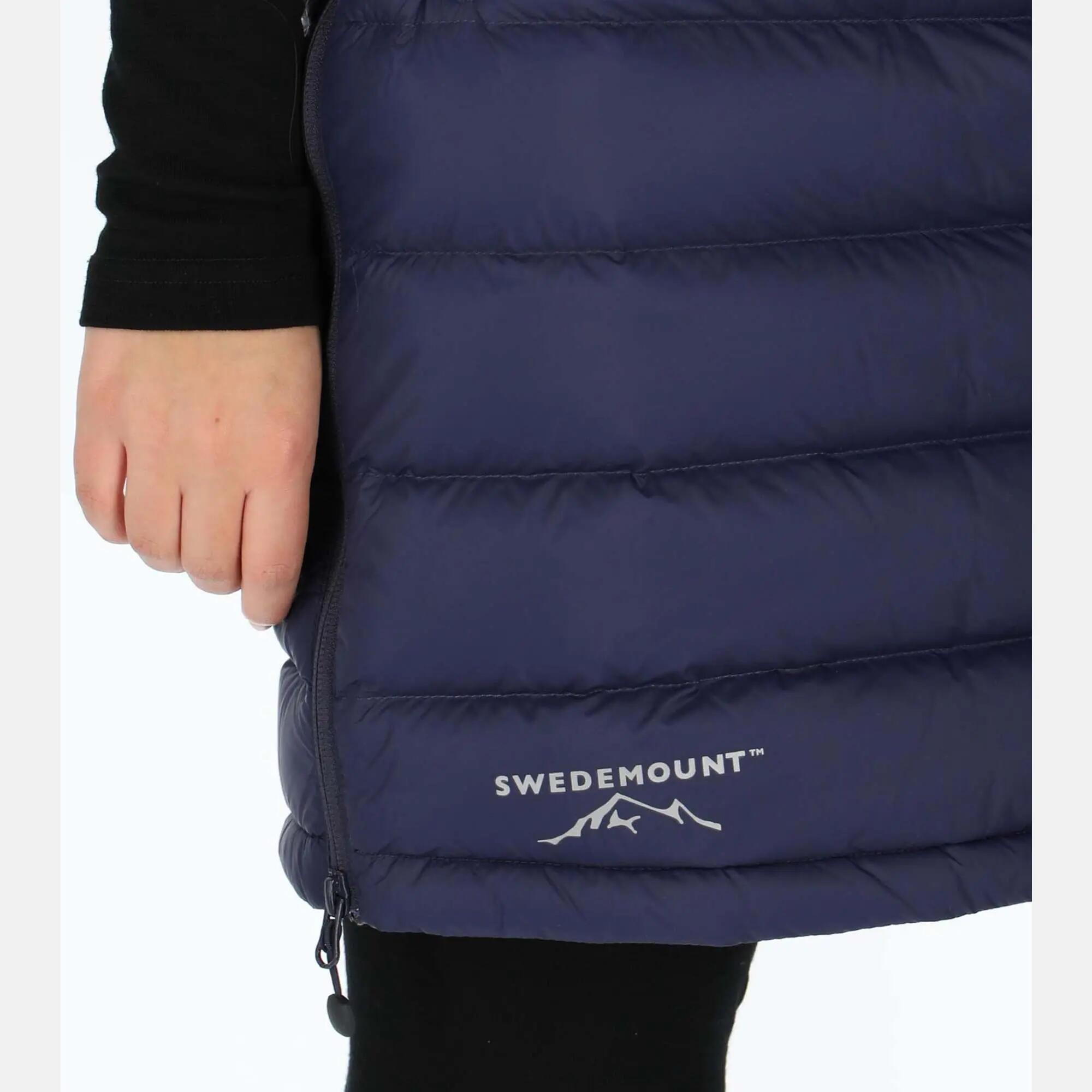 Donzen Rok Wandelen Vrouw Östersund Geïsoleerd 8/9