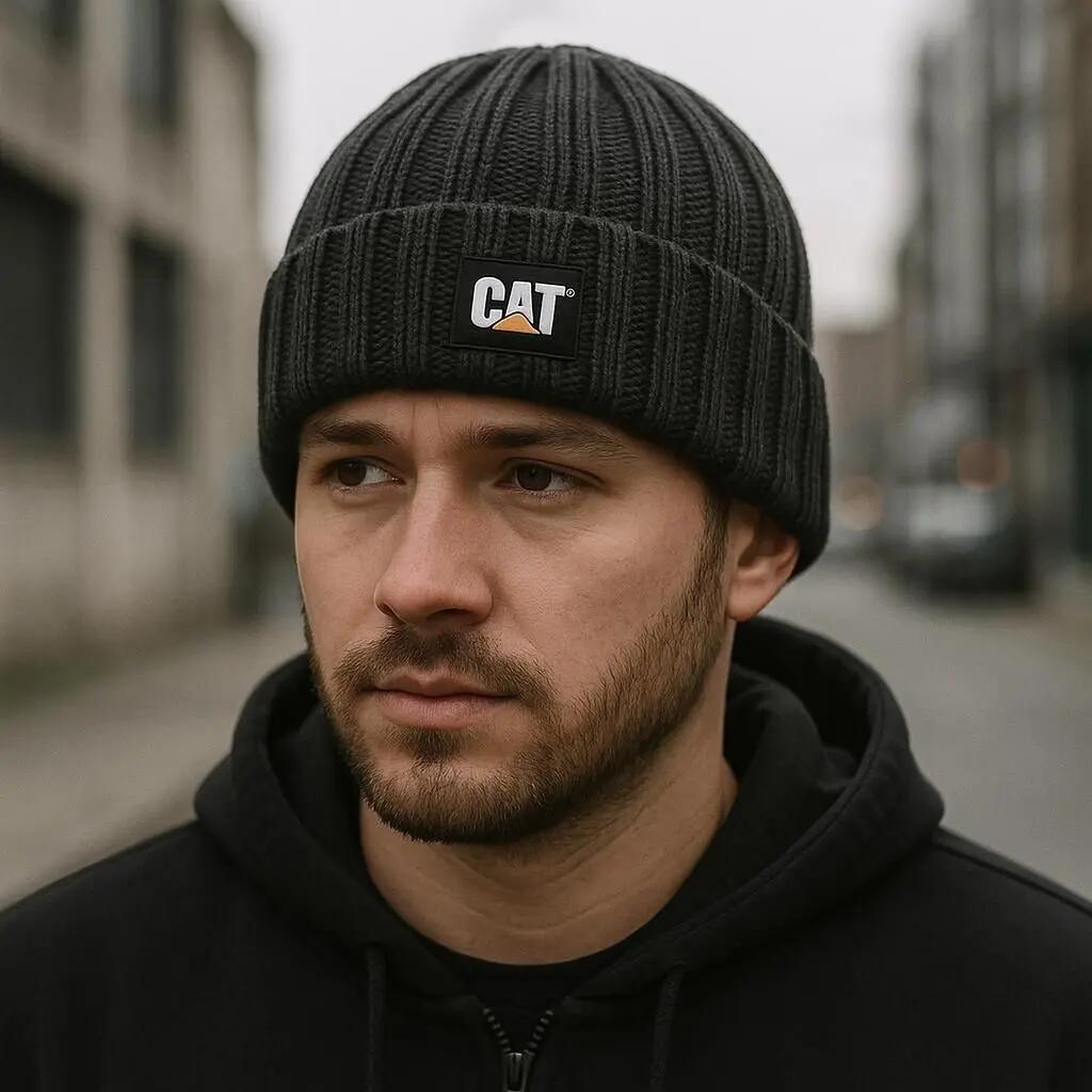 Bonnet noir à côtes avec logo Caterpillar 5/6