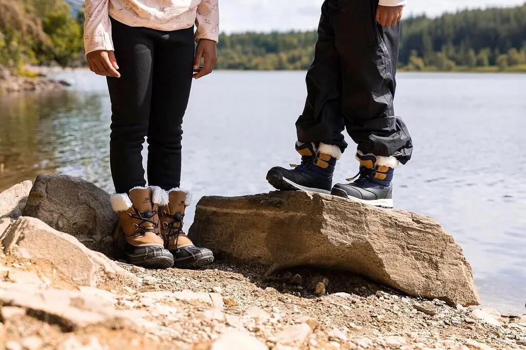 Mädchen Winterschuhe - wasserdicht, isoliert - dunkelblau 1/6