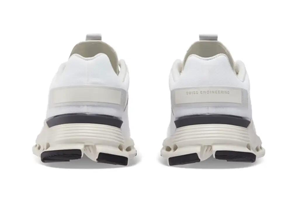 Scarpe - Corsa - Donna - CloudTec ammortizzazione - Cloudnova Form 5/7