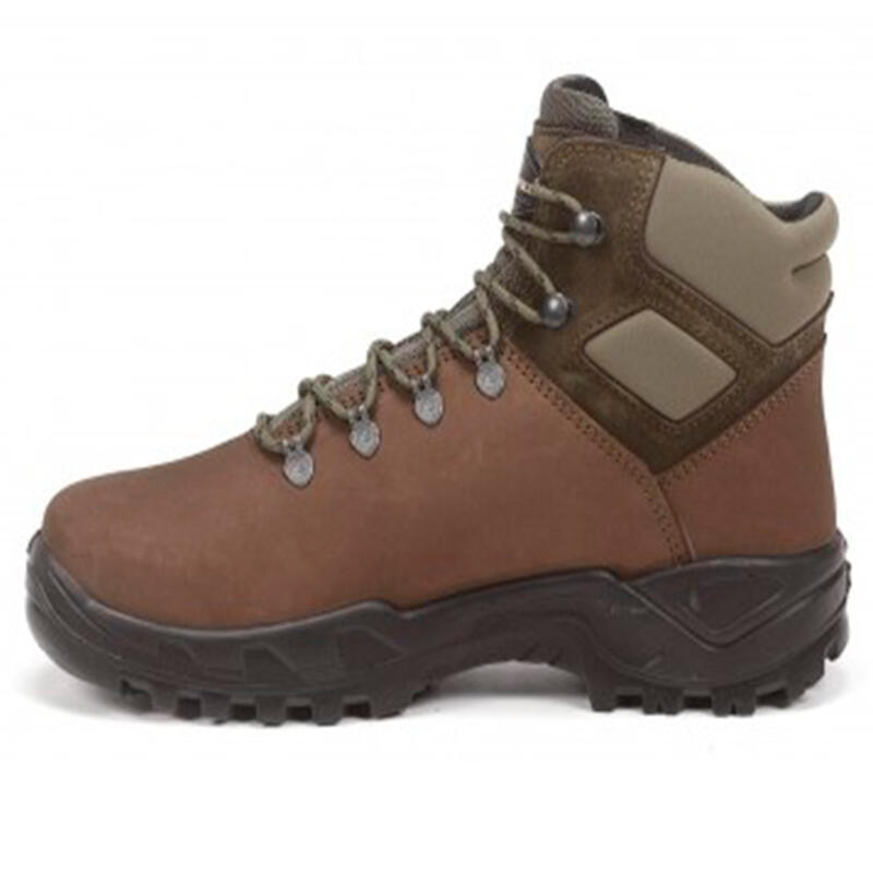 Botas de trekking y senderismo para hombre impermeables Chiruca Aralar 01