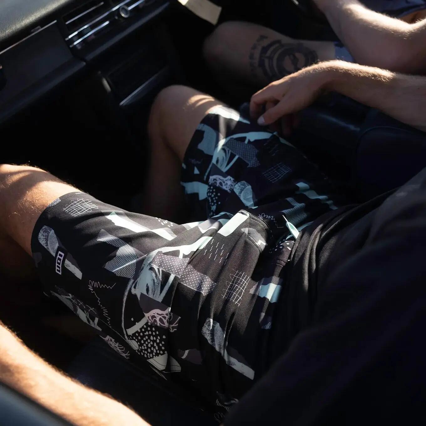 ION Ionic 19' Shorts Schwarz 3/5