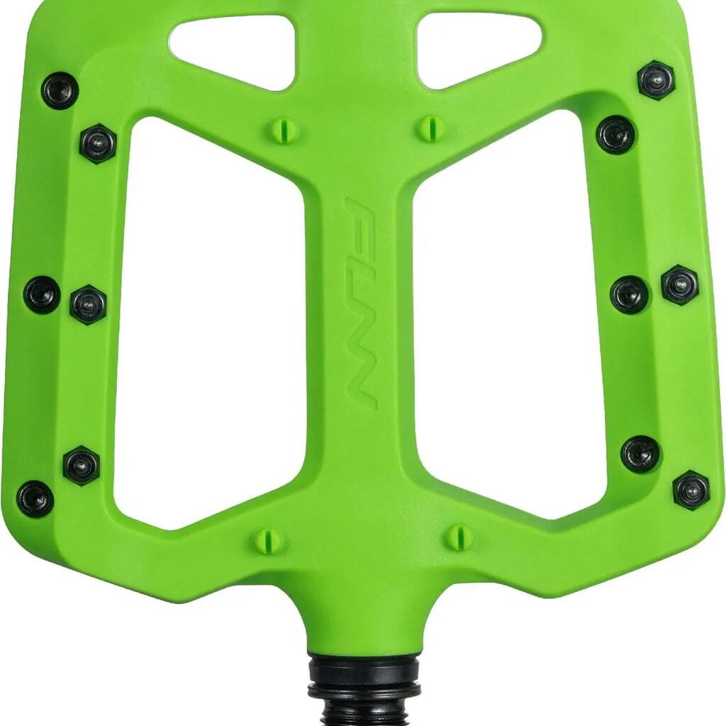 Pair of Funn Taipan Flat Pedals Green