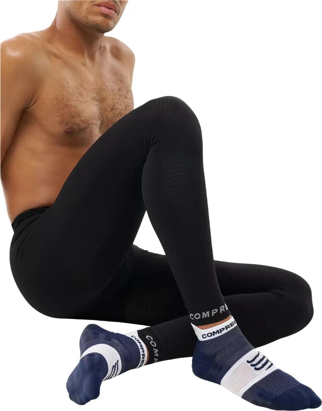 Mallas de compresión Compressport Recovery negras para hombre 4/5