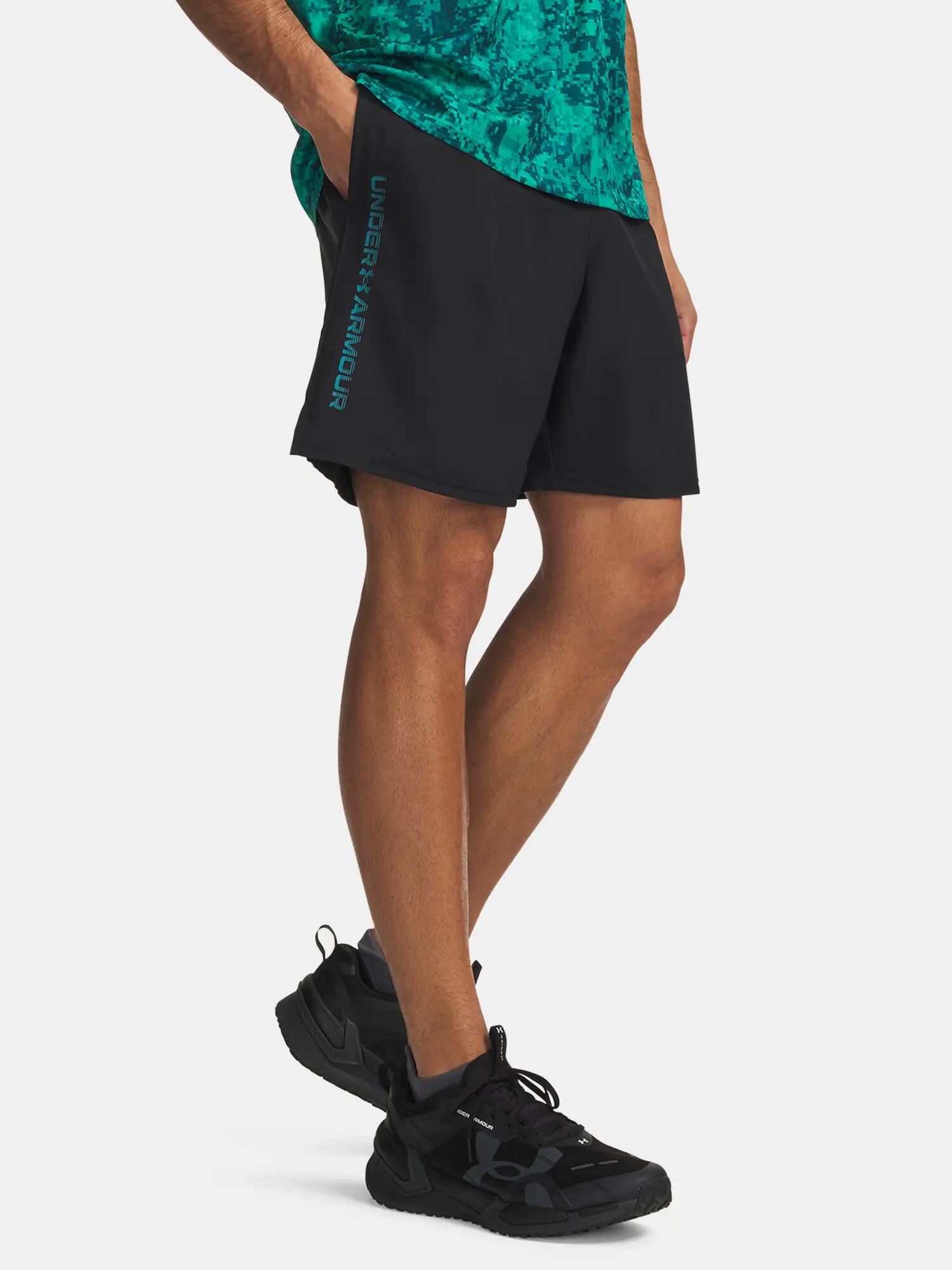 UNDER ARMOUR picture