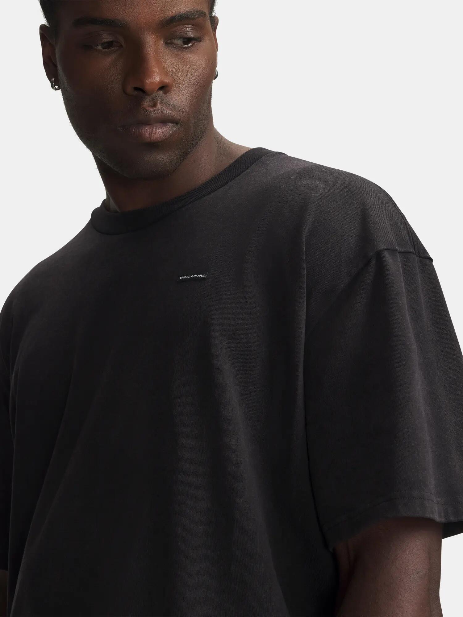 Férfi póló Under Armour UA M HWT OS WASH SS 3/3