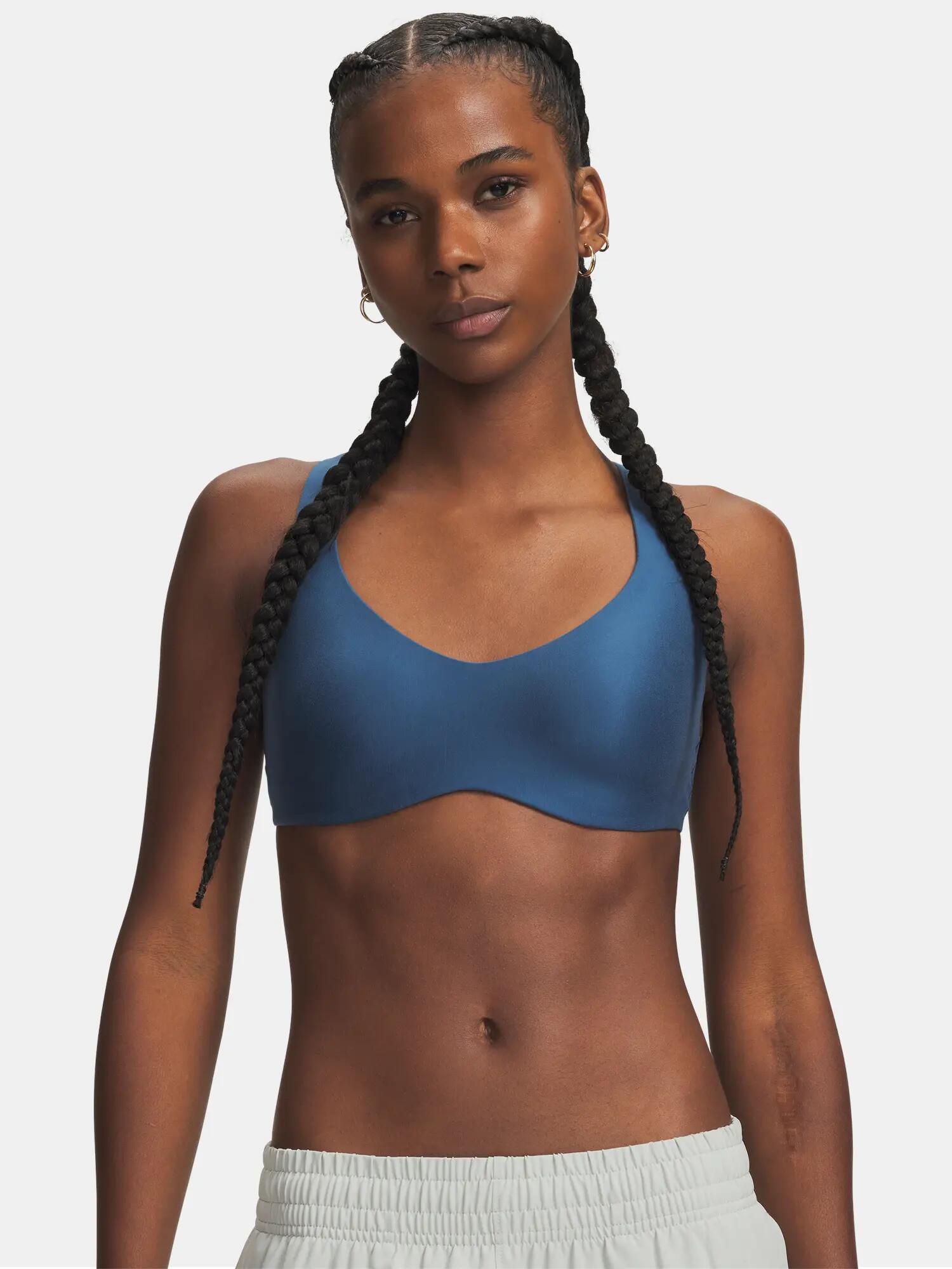 UNDER ARMOUR picture
