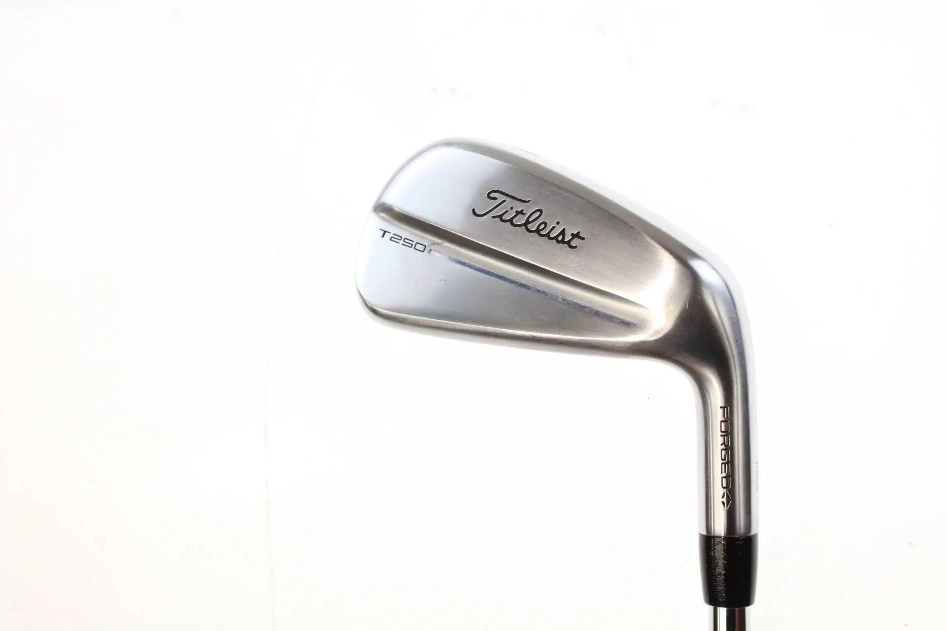 TITLEIST picture