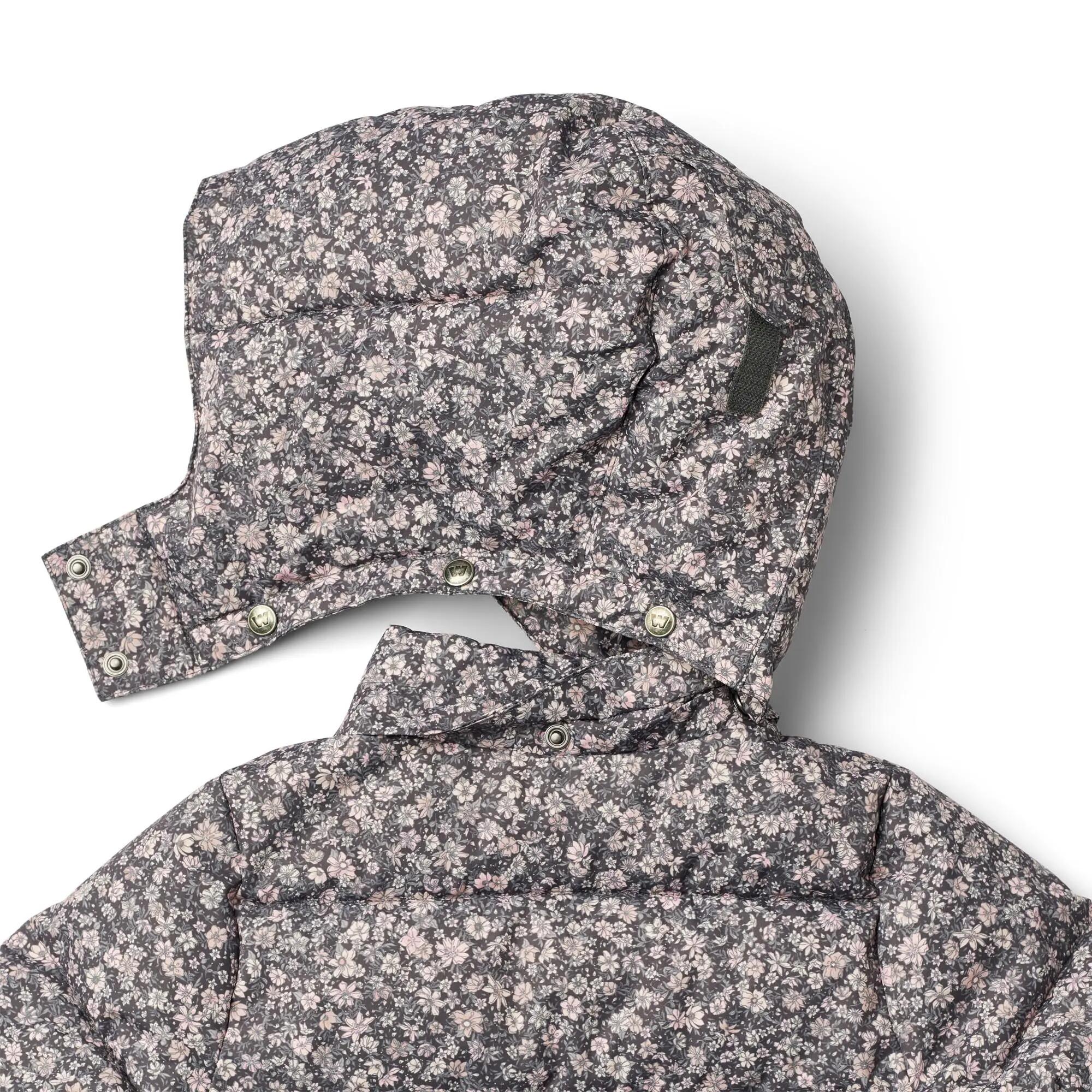 Piumino trapuntato da bambina Yrsa con fiori grigio scuro 3/3