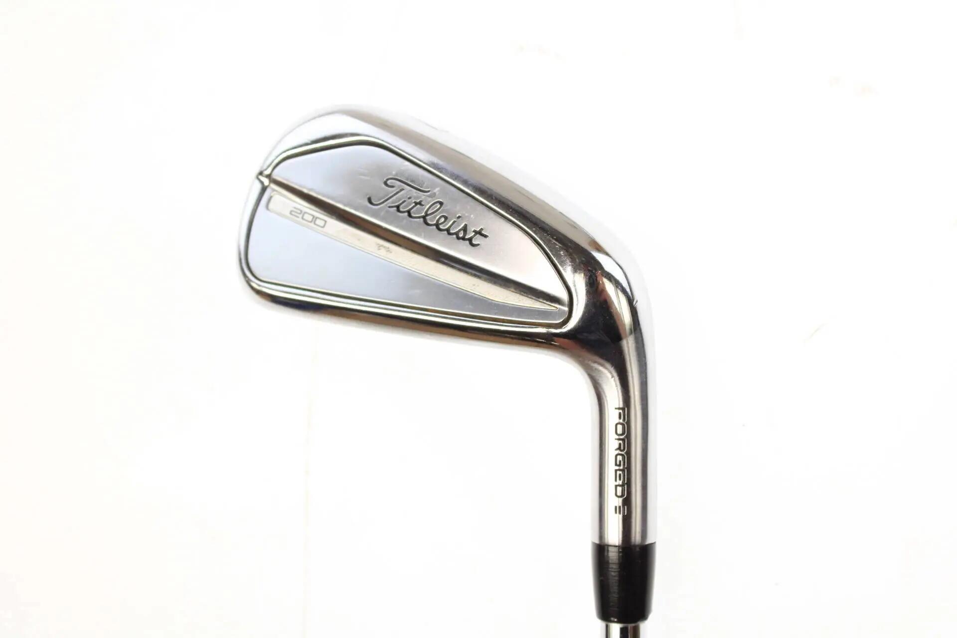 TITLEIST picture