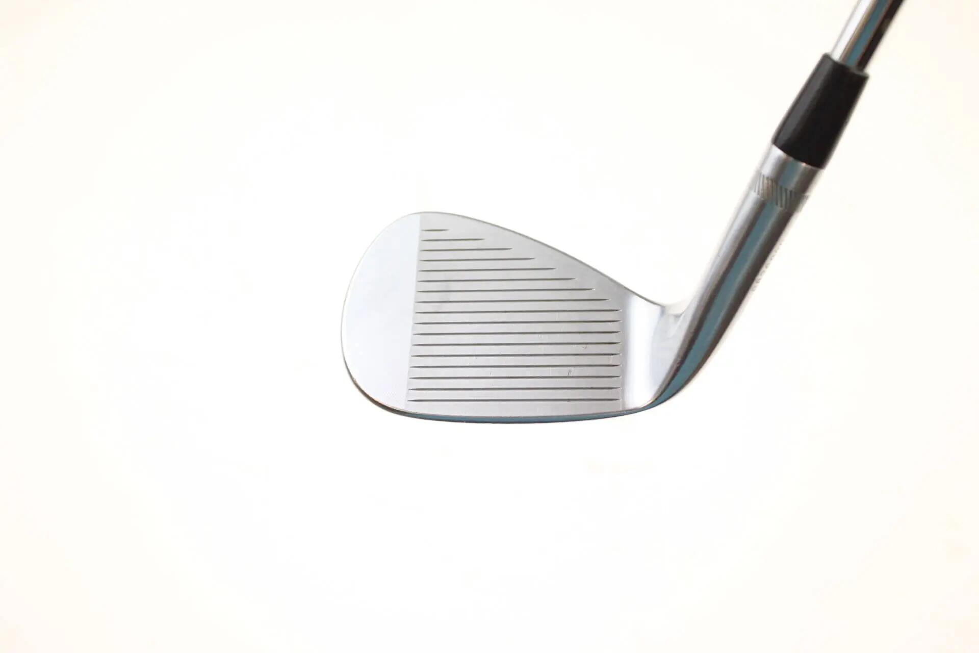 Seconde vie - Titleist Vokey SM8 Tour Chrome F Grind RH 52-deg Wedge - Good 3/5