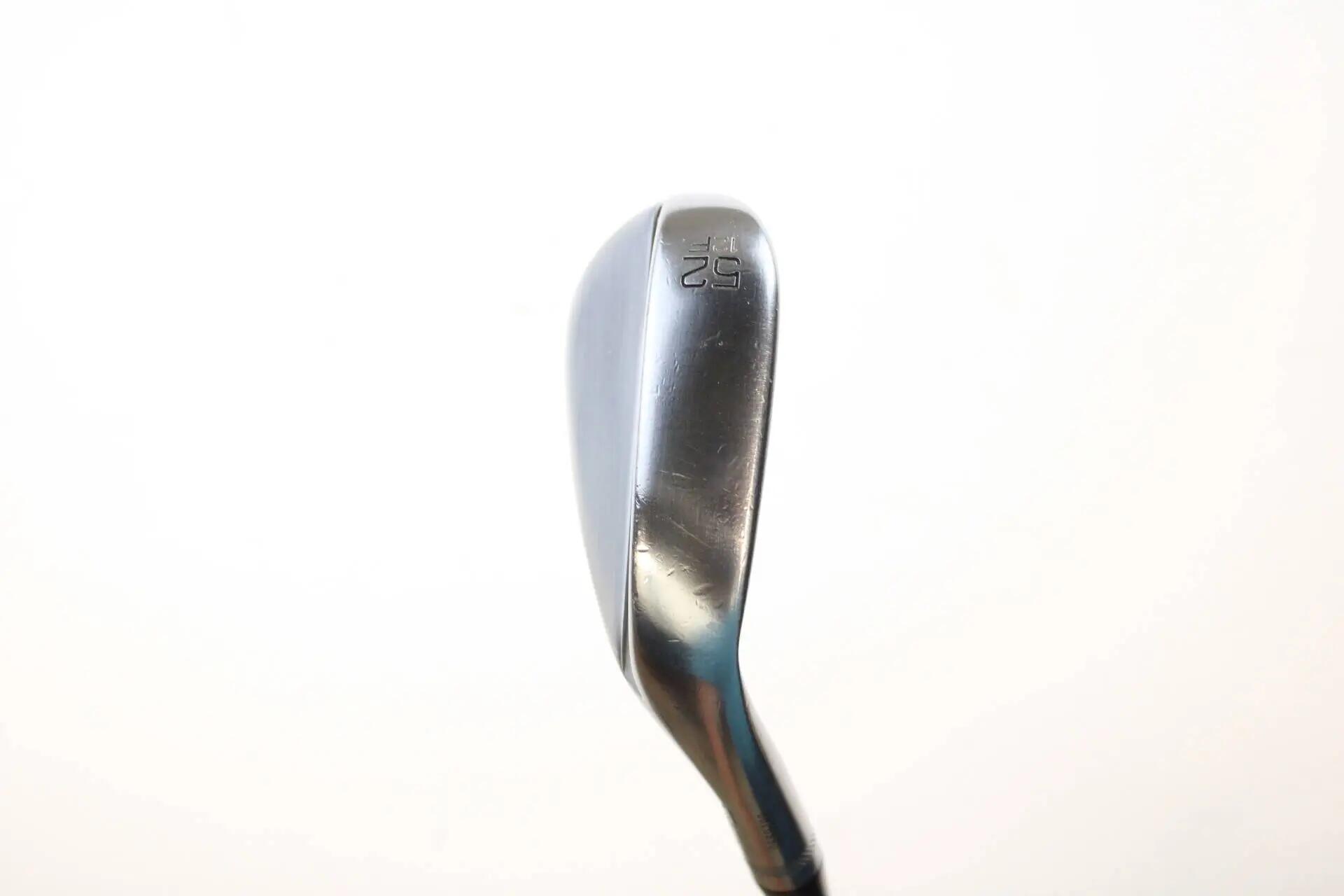 Seconde vie - Titleist Vokey SM8 Tour Chrome F Grind RH 52-deg Wedge - Good 2/5