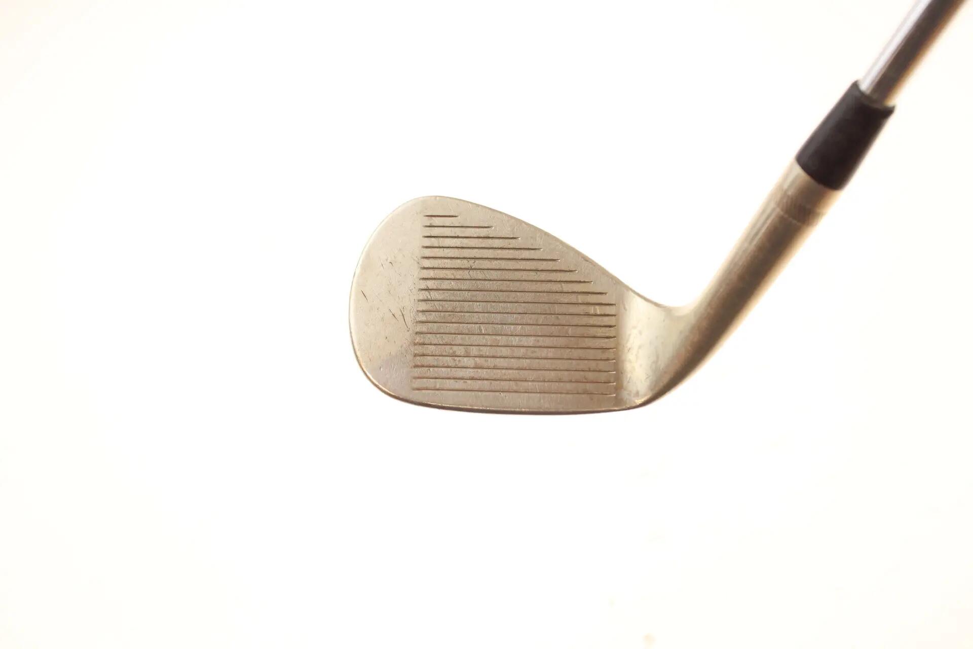 Seconde vie - Titleist Vokey SM10 Nickel D-Grind RH 58-deg Wedge - Sufficient 3/5