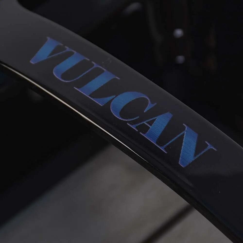 Barco Cebador Carpfishing Carga Superior Vulcan Basic Carbon 8/14