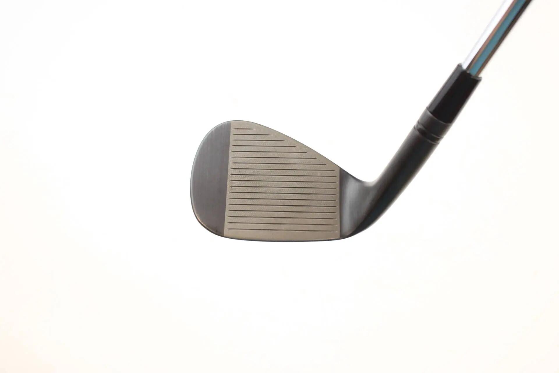 Seconde vie - TaylorMade Milled Grind 5 Charcoal SB RH 52-deg Wedge - Excellent 3/5