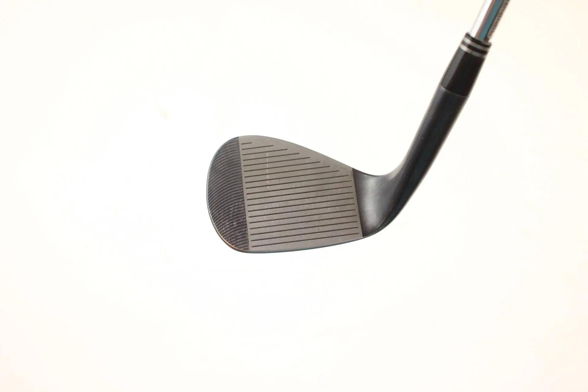 Seconde vie - Cleveland RTZ Black Satin Mid RH 52-deg Wedge - Good 3/5