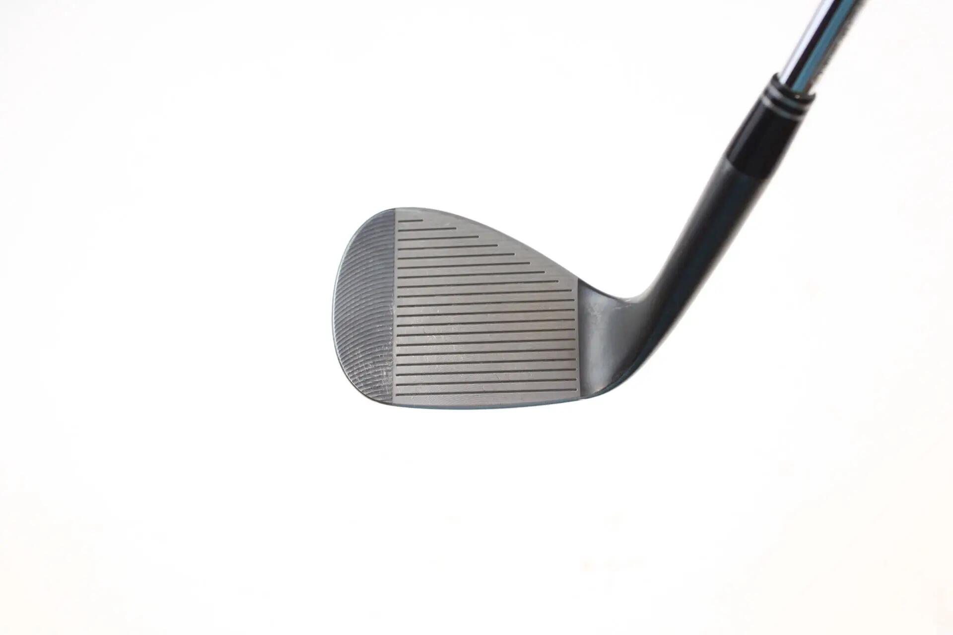 Seconde vie - Cleveland RTZ Black Satin Mid RH 54-deg Wedge - Good 3/5