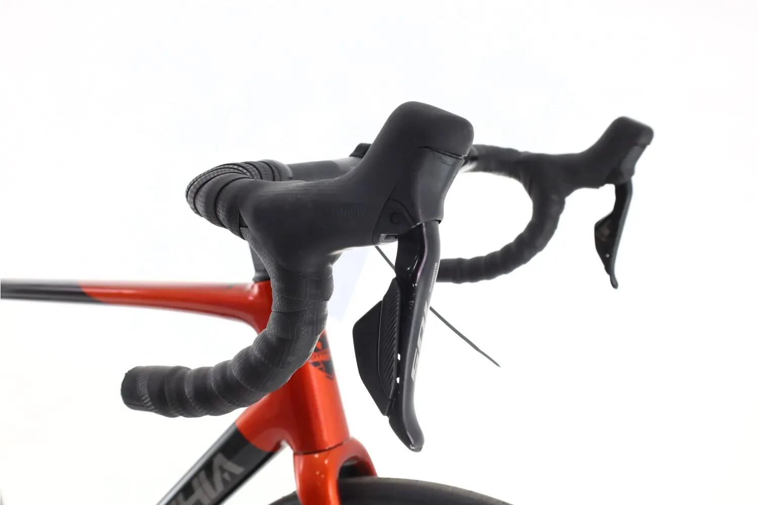 Refurbished Rennrad · Bottecchia 8Avio Ultimate Di2 12V · Sehr guter Zustand 6/8