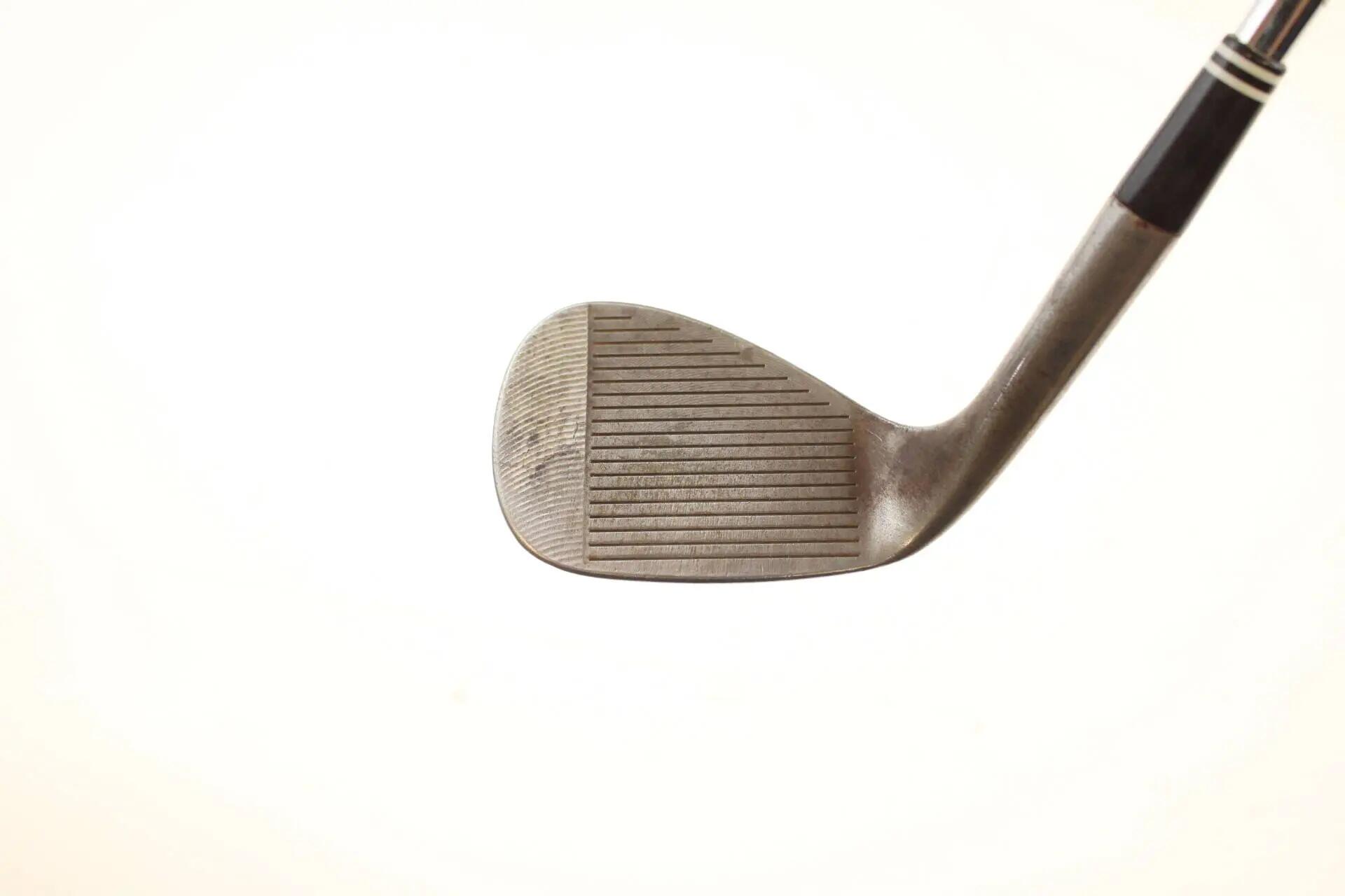 Seconde vie - Cleveland RTX 6 Zipcore Tour Rack Raw Mid RH 54-deg Wedge - Good 3/5