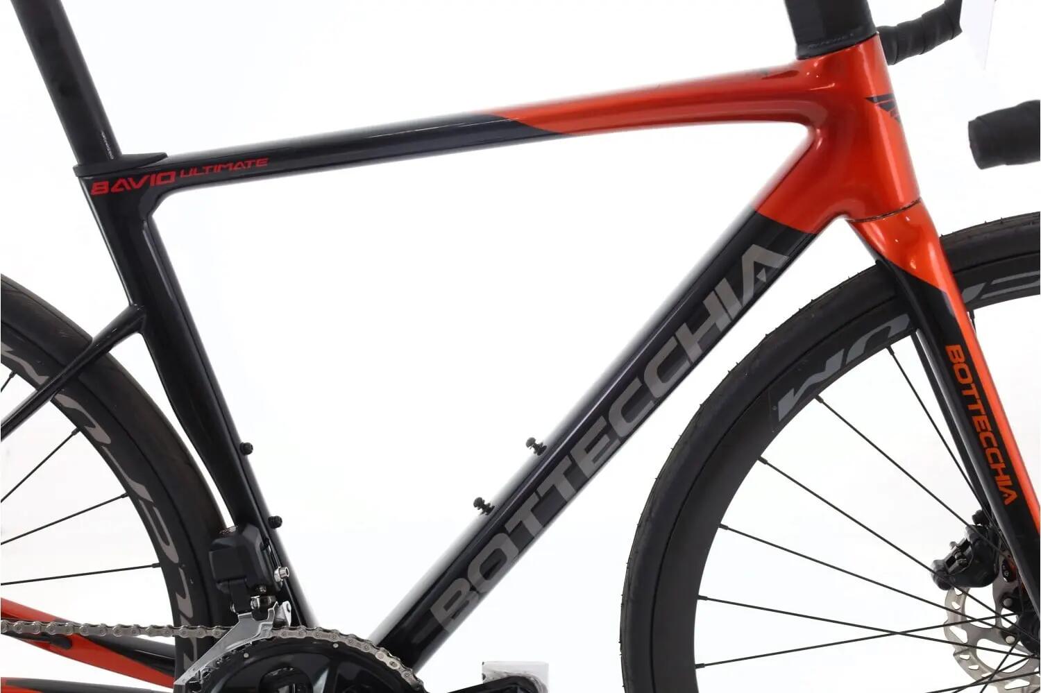 Bici strada ricondizionata · Bottecchia 8Avio Ultimate Di2 12V · Ottimo stato 2/8