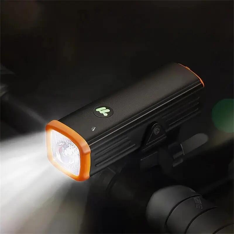 Illuminazione anteriore bici per guida notturna in alluminio 3/4